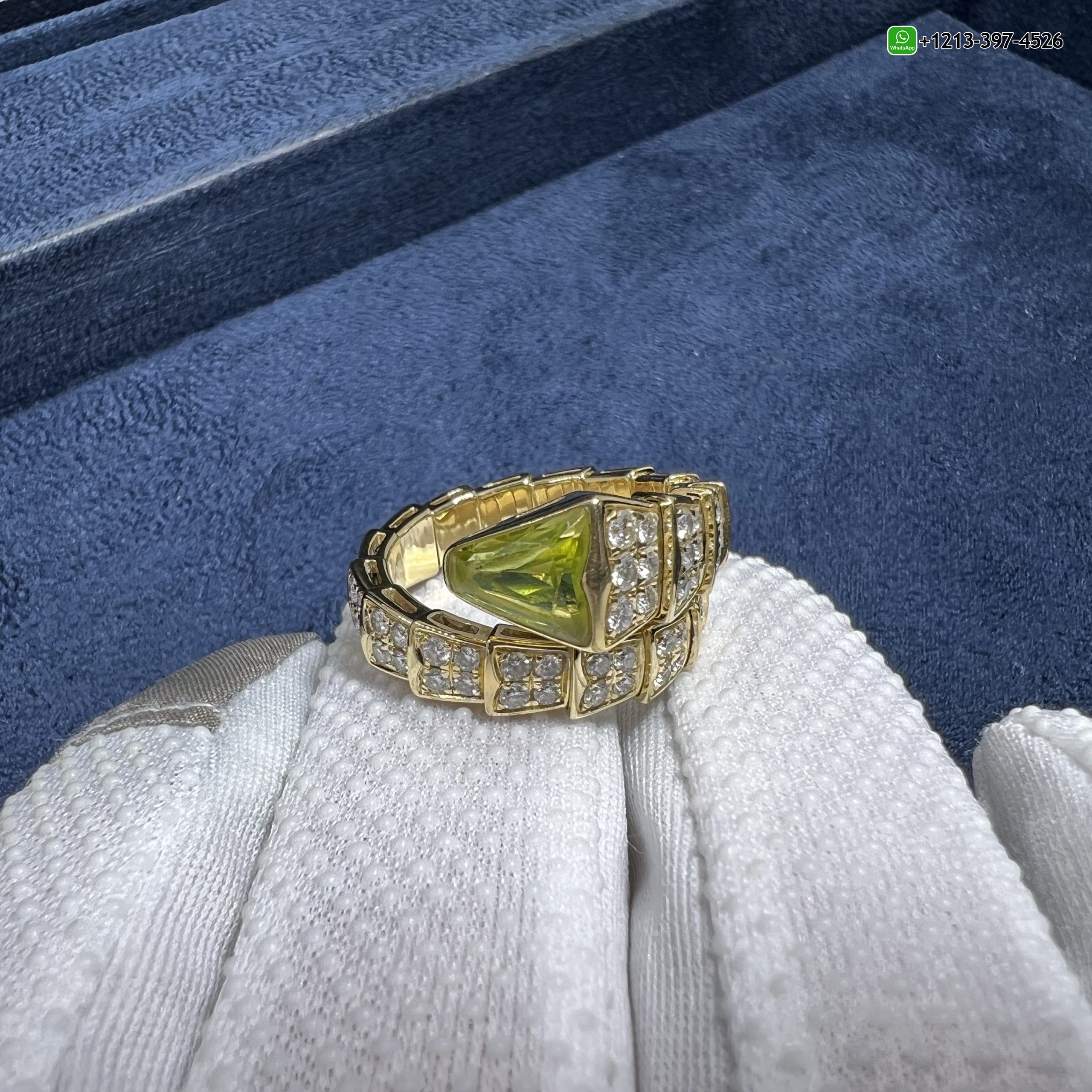 0zobdvc4urd Real 1:1 High Quality Bvlgari Serpenti Viper 18k Yellow Gold Full Pavé Diamonds & Peridot One-coil Ring - High Quality 18k Gold and Diamond Luxury Distinctive Collection Designer Jewelry Customized Factory Price - Image 3