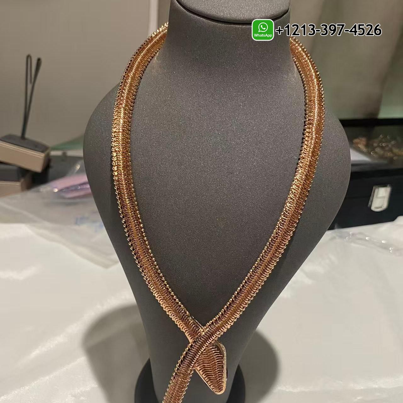 14fxzwbyomo Bvlgari 18K Rose Gold Serpenti Diamond & Black Onyx Snake Double Circle Necklace - High Quality 18k Gold and Diamond Luxury Distinctive Collection Designer Jewelry Customized Factory Price - Image 4