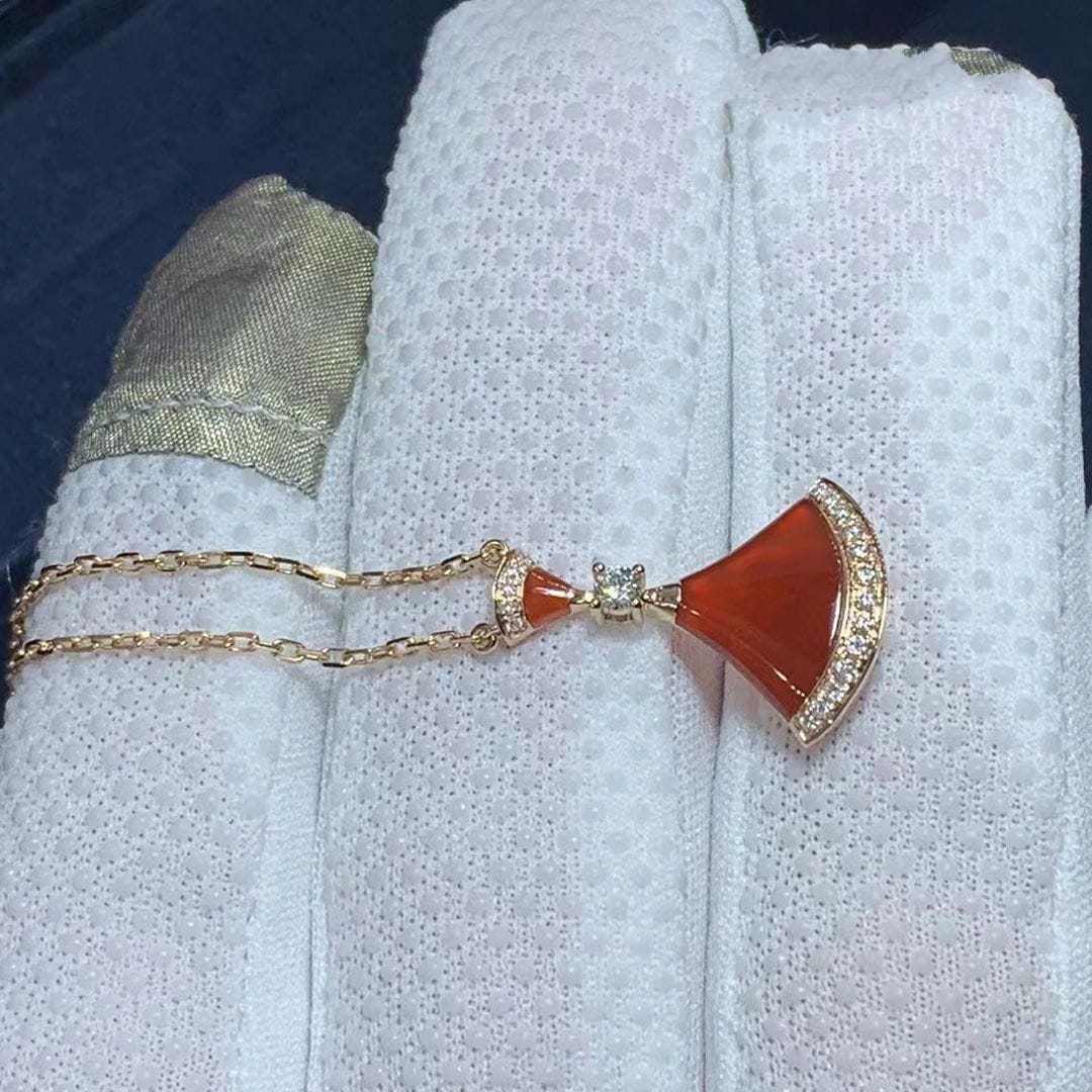 18k rose gold rubies and diamonds bvlgari divas dream necklace