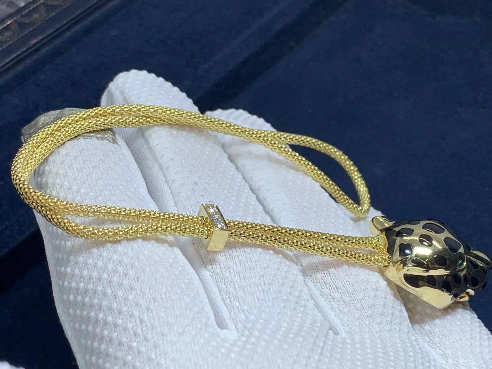 18k yellow gold 2 tsavorite garnets onyx panthere de cartier and diamond bracelet n6700517 5