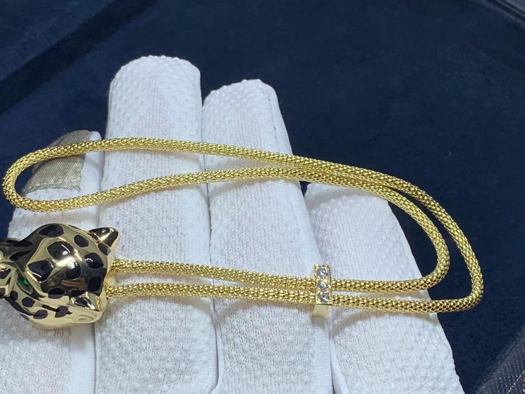 18k yellow gold 2 tsavorite garnets onyx panthere de cartier and diamond bracelet n6700517 6
