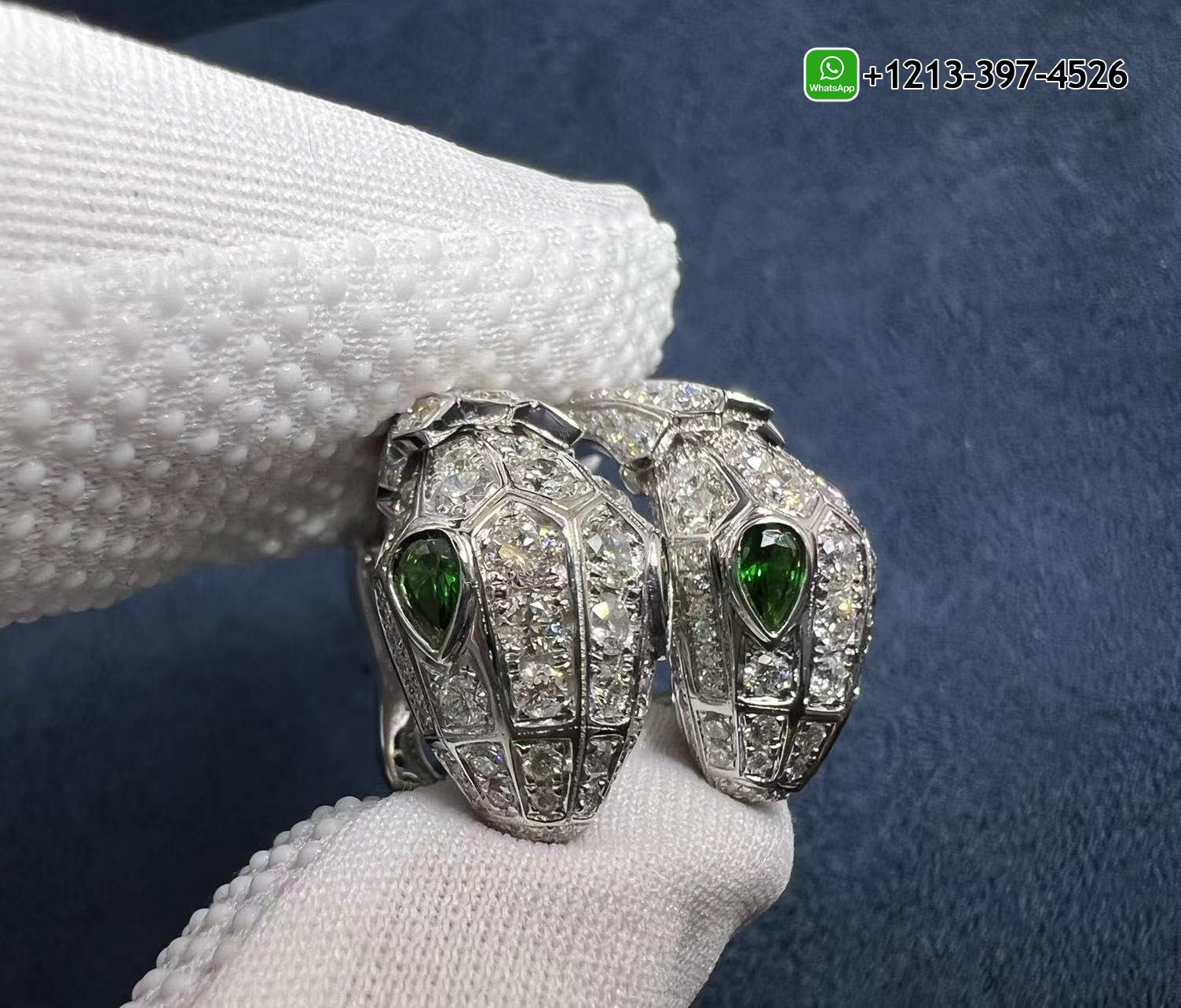1jypvzu223r Bvlgari Serpenti 18k White Gold Emerald Eyes and Pavé Diamonds Earrings 354702 - High Quality 18k Gold and Diamond Luxury Distinctive Collection Designer Jewelry Customized Factory Price - Image 10