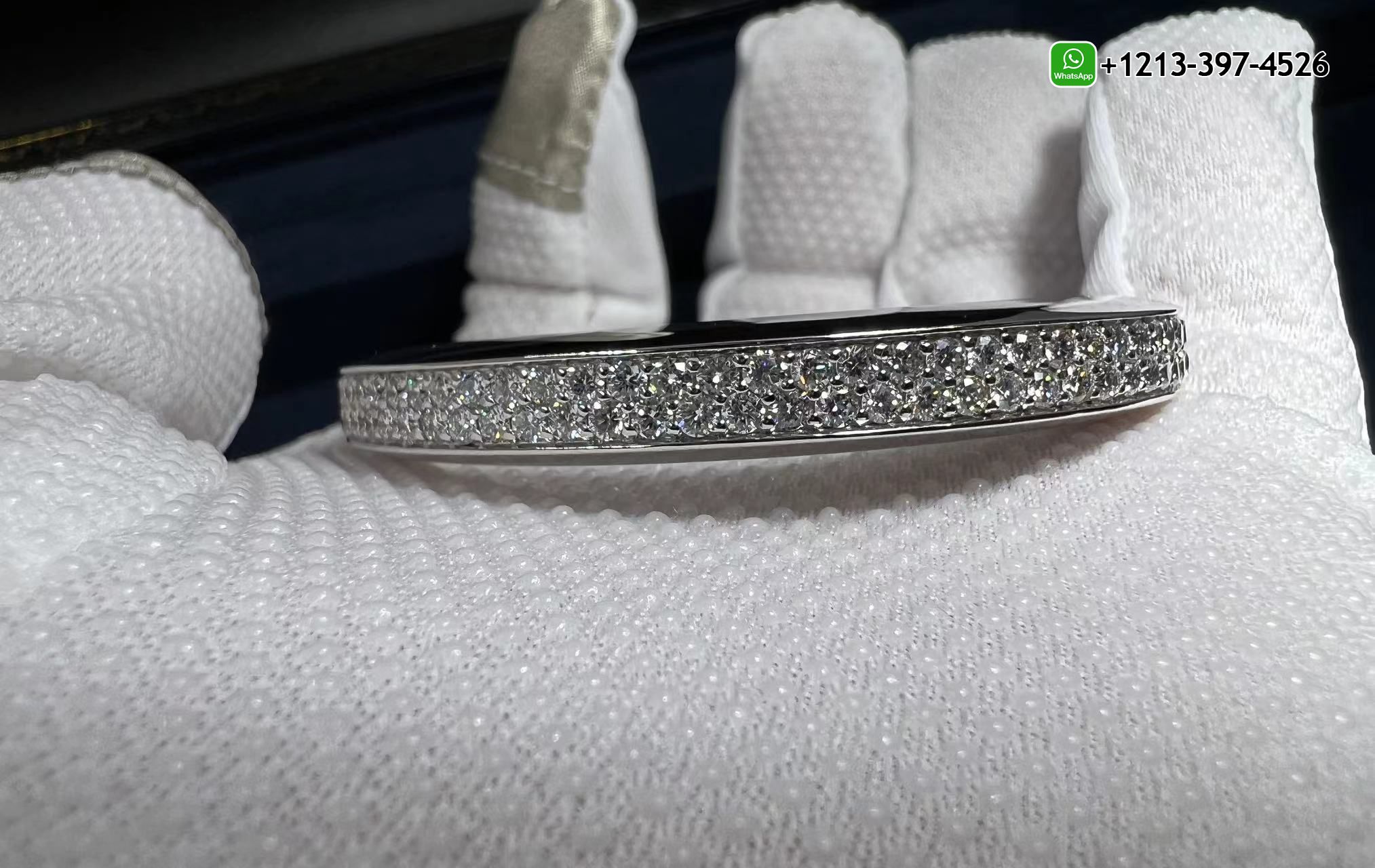 3obejnmvk31 Best Sellers 1:1 Quality Cheap Custom Made Tiffany Lock Bangle Bracelet in 18K White Gold with Full Pavé Diamonds - High Quality 18k Gold and Diamond Luxury Distinctive Collection Designer Jewelry Customized Factory Price - Image 2