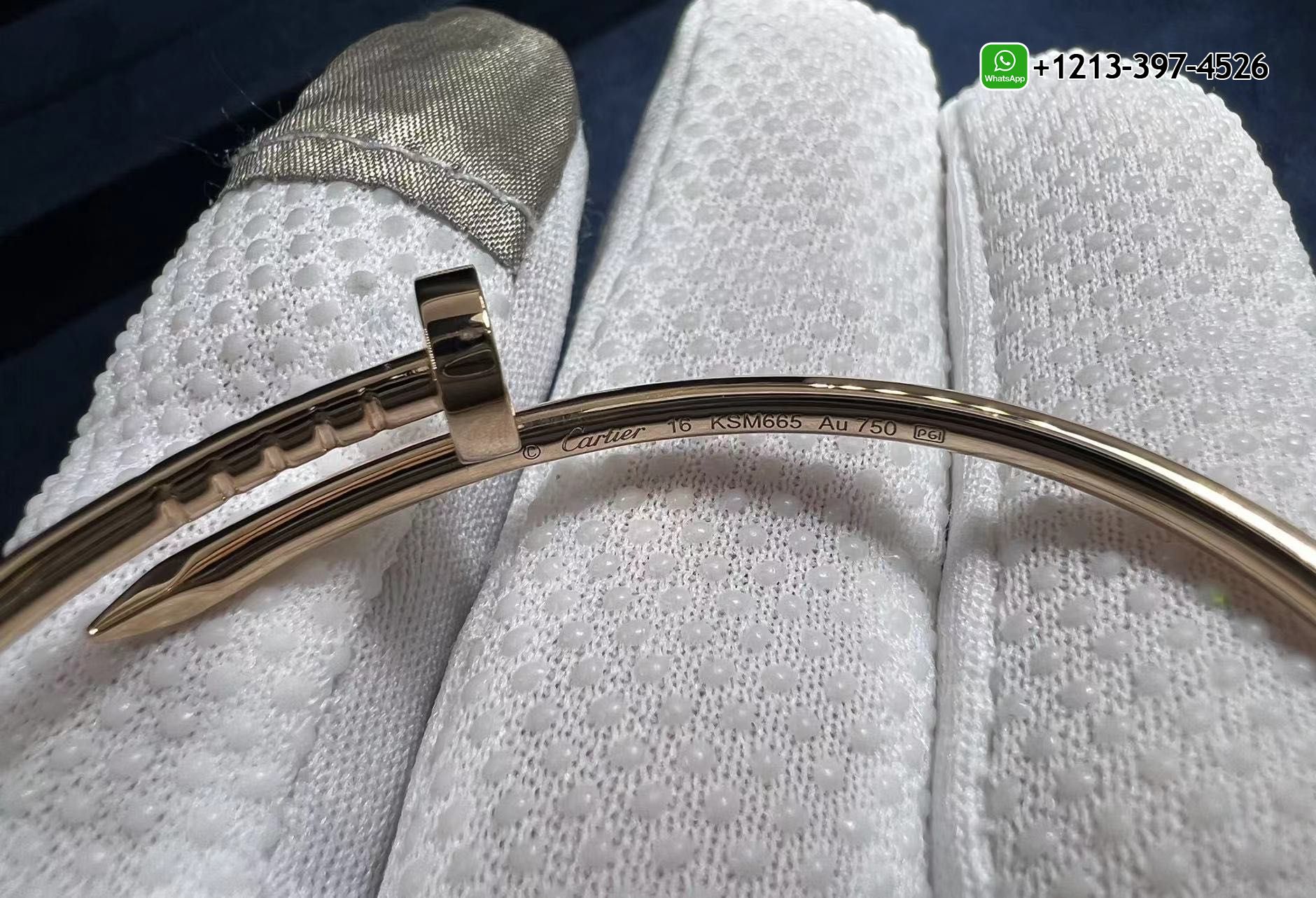 4e3jsxpslvq Cartier 18k Rose Gold Juste Un Clou Small Model Nail Bracelet B6062517 - High Quality 18k Gold and Diamond Luxury Distinctive Collection Designer Jewelry Customized Factory Price - Image 4
