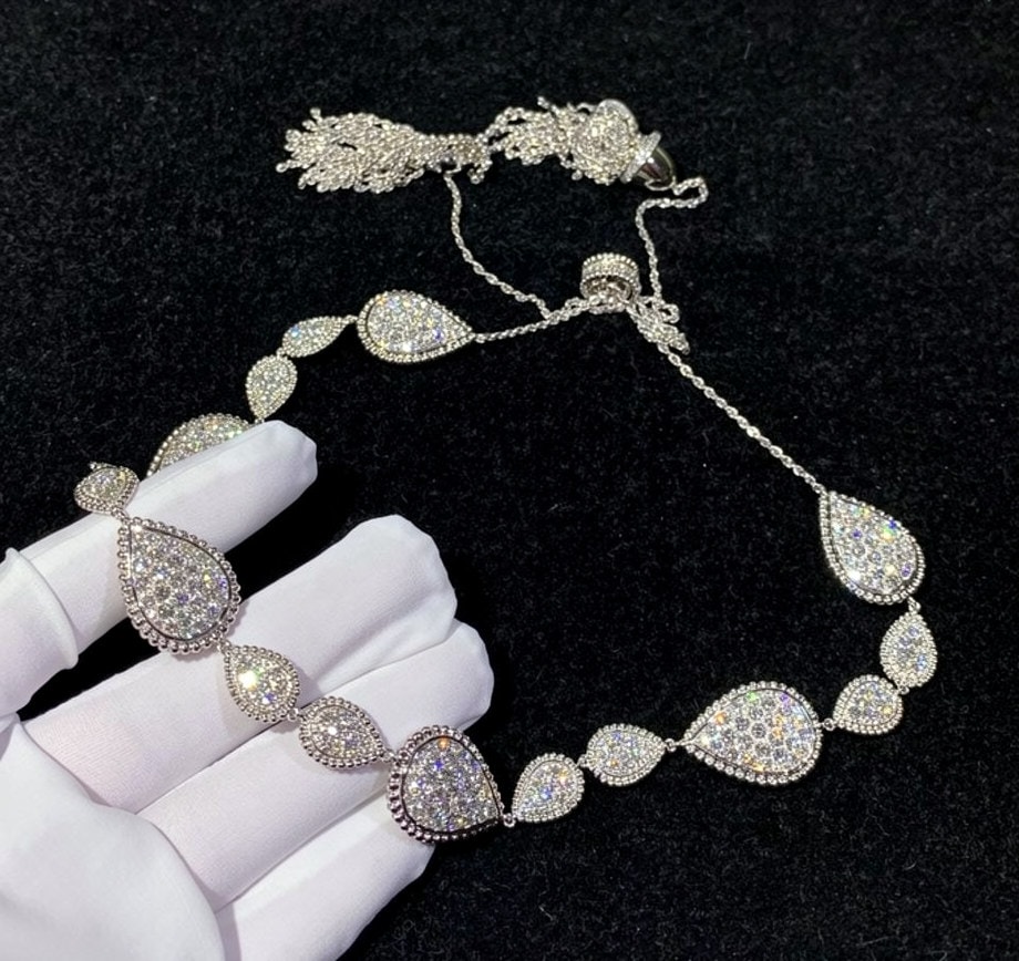 boucheron serpent boheme pompon 18k white gold diamond necklace jcl00923m 4.jpg
