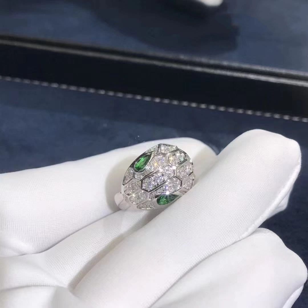 bulgari 18k white gold diamond emerald serpenti seduttori ring 3