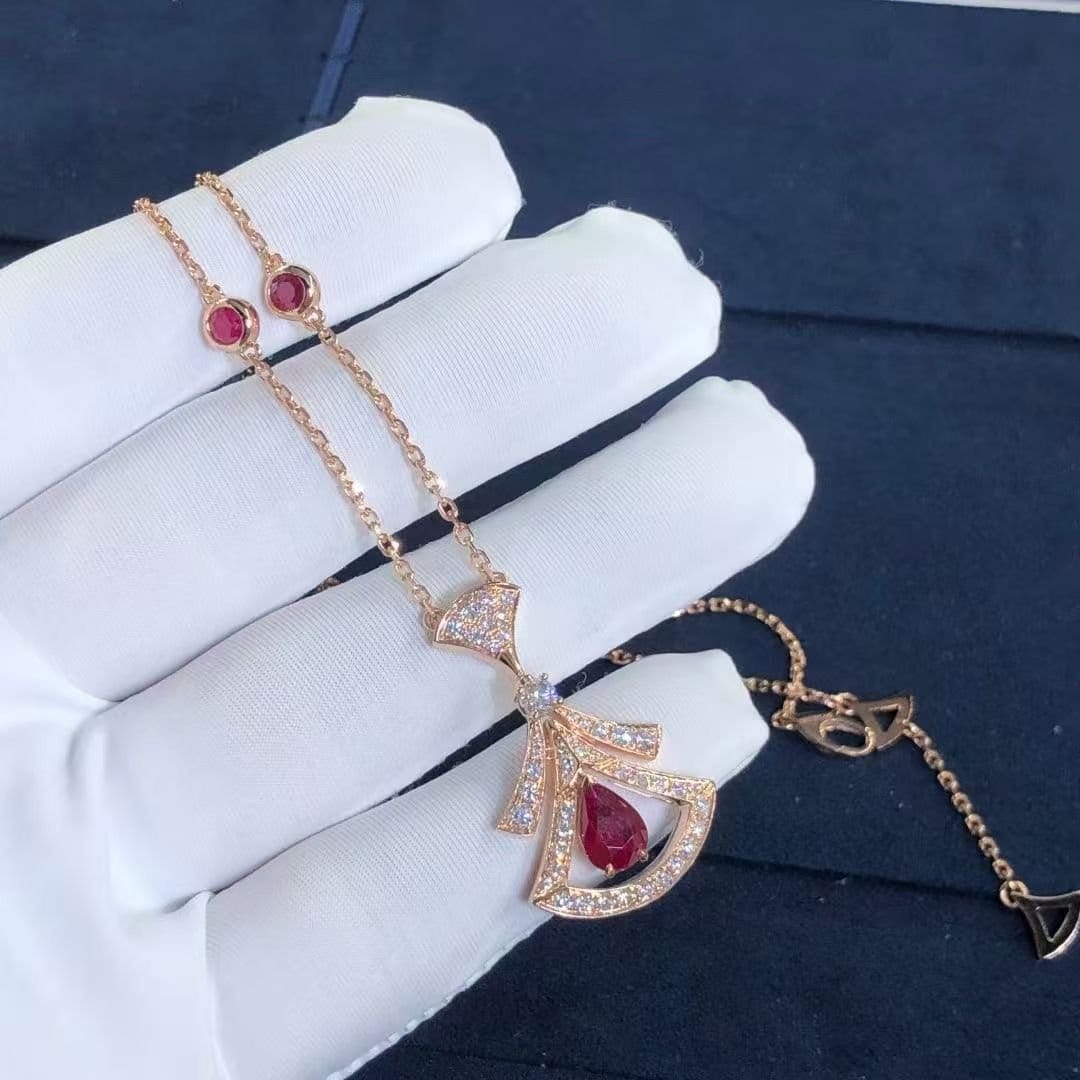 bulgari divas dream necklace rose gold set rubies and diamonds