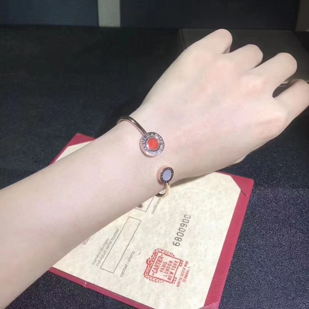 bvlgari 18k rose gold carnelian and mother of pearl bracelet 4