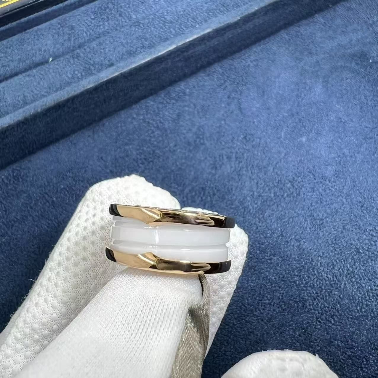 bvlgari b.zero1 white ceramic spiral 18k rose gold two band ring 347007