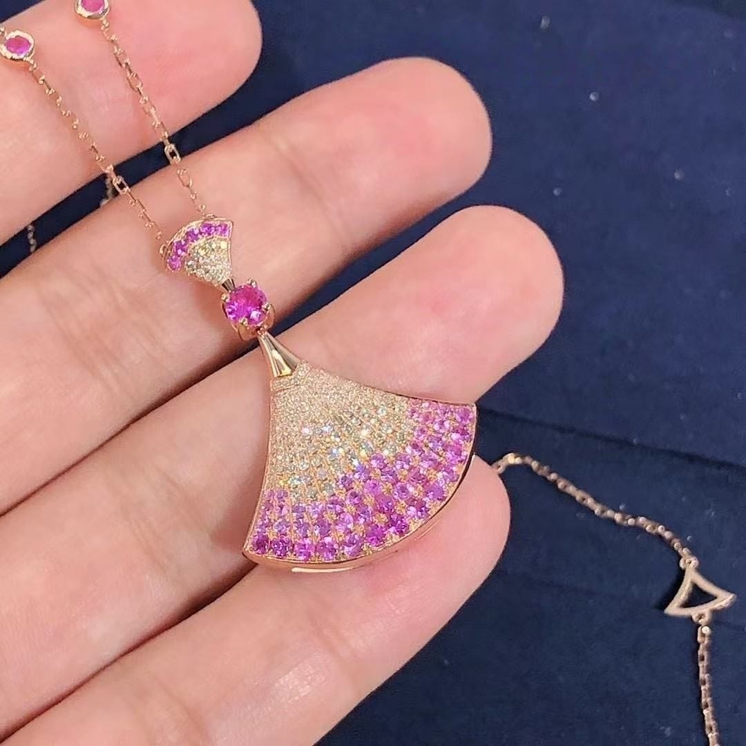 bvlgari divas dream 18k rose gold central and sapphires and diamond pendant necklace 358114 2