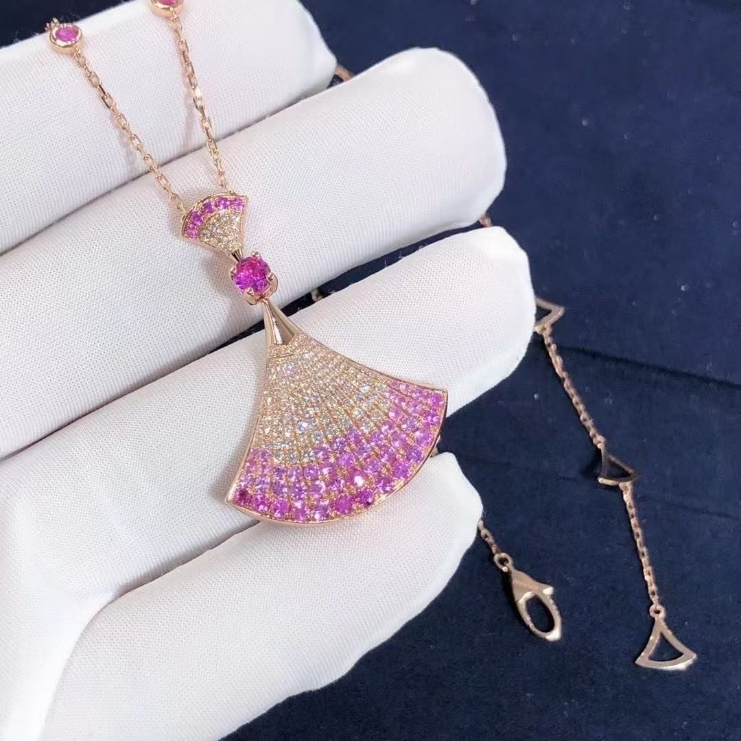 bvlgari divas dream 18k rose gold central and sapphires and diamond pendant necklace 358114 4
