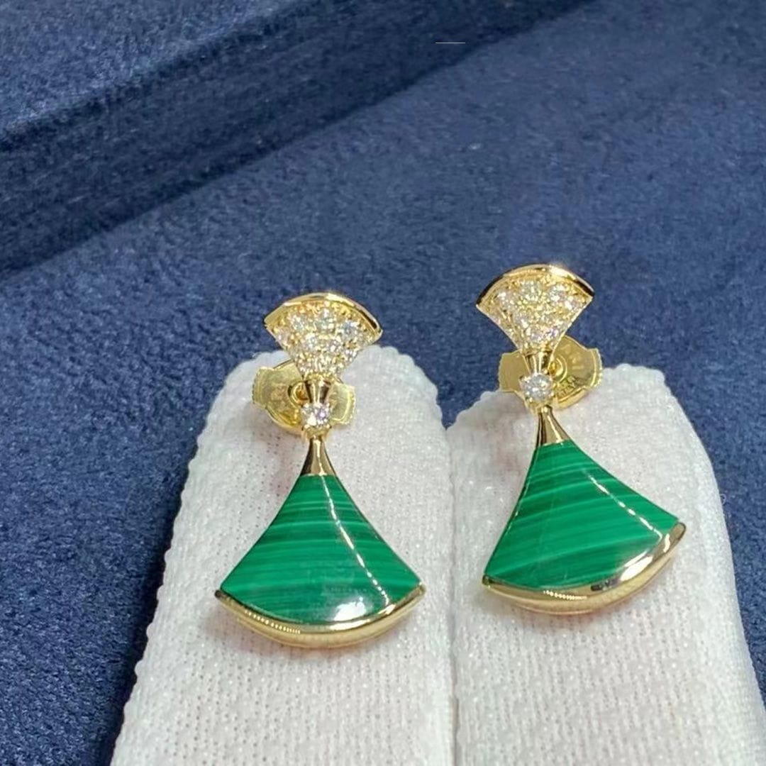 bvlgari divas dream 18k yellow gold malachite and diamond earrings