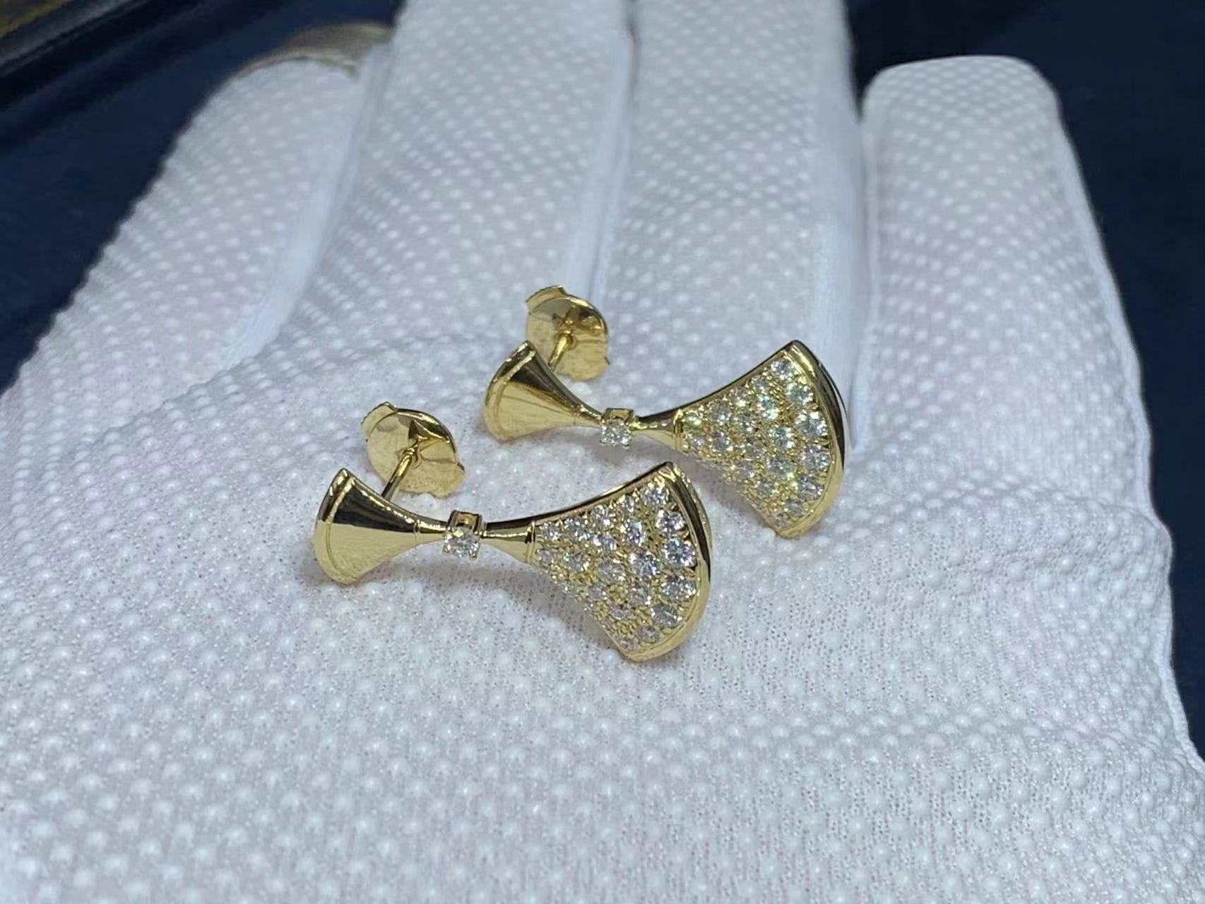 bvlgari divas dream 18k yellow gold pave diamonds earrings 5