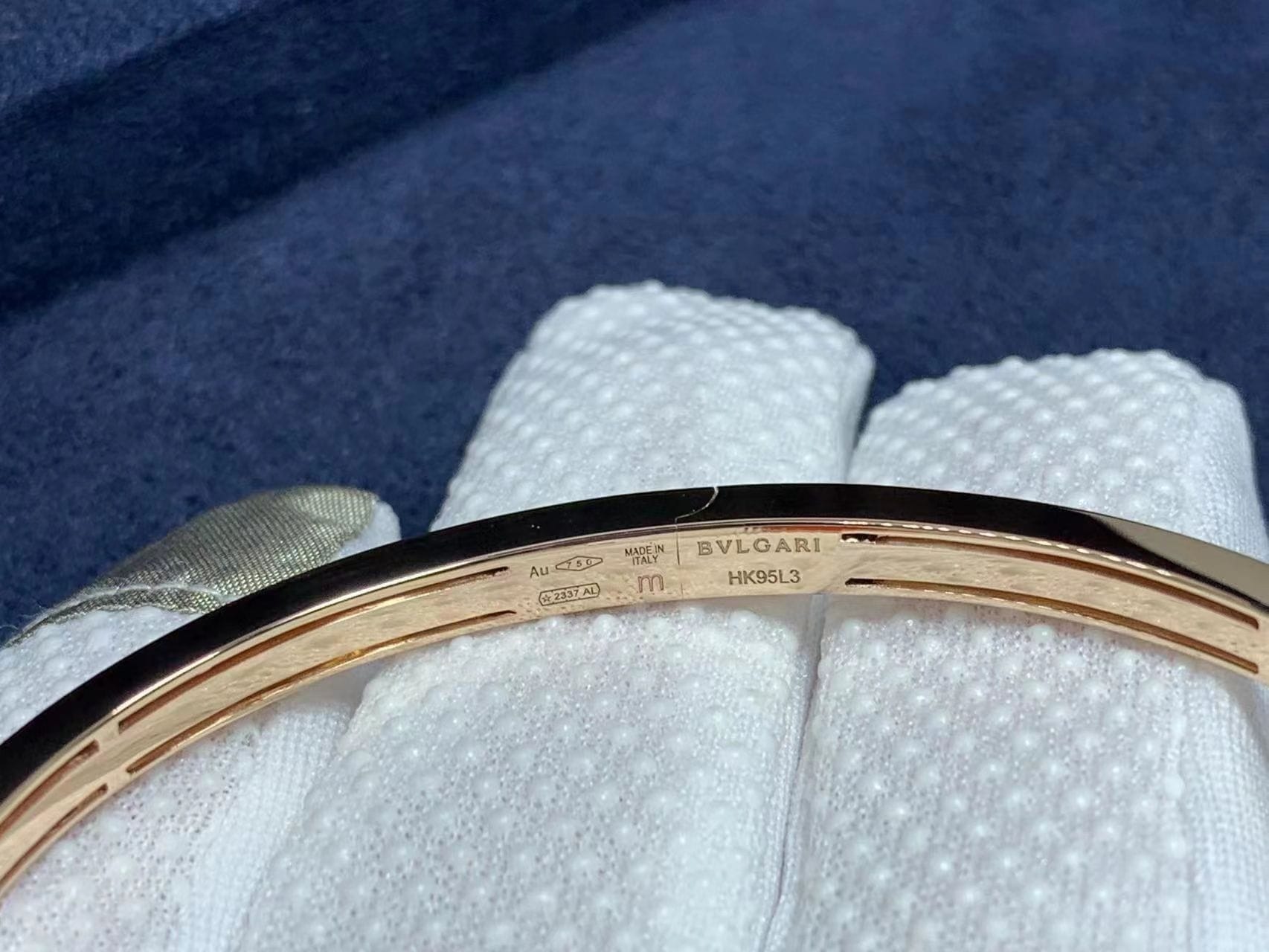 bvlgari divas dream carnelian mother of pearl 18k rose gold open cuff bracelet 1