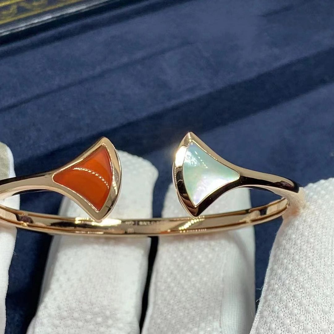 bvlgari divas dream carnelian mother of pearl 18k rose gold open cuff bracelet