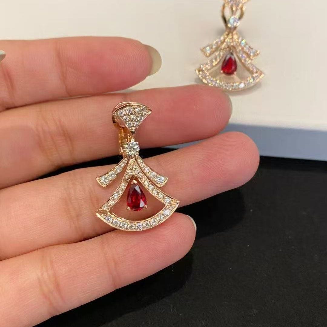 bvlgari divas dream diamond 18k rose gold ruby earrings 356954 1