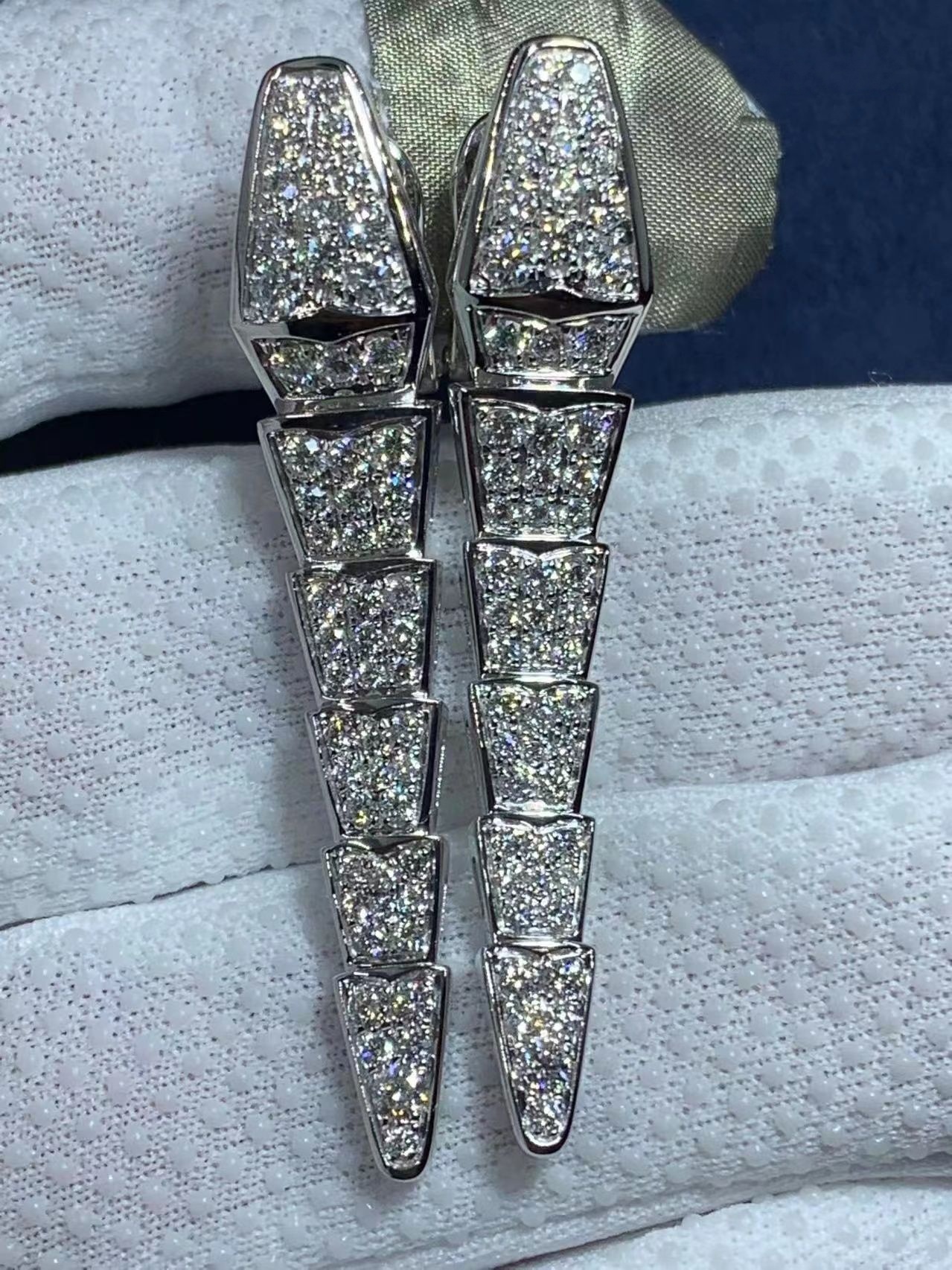 bvlgari serpenti viper 18k white gold full pave diamonds drop earrings 1