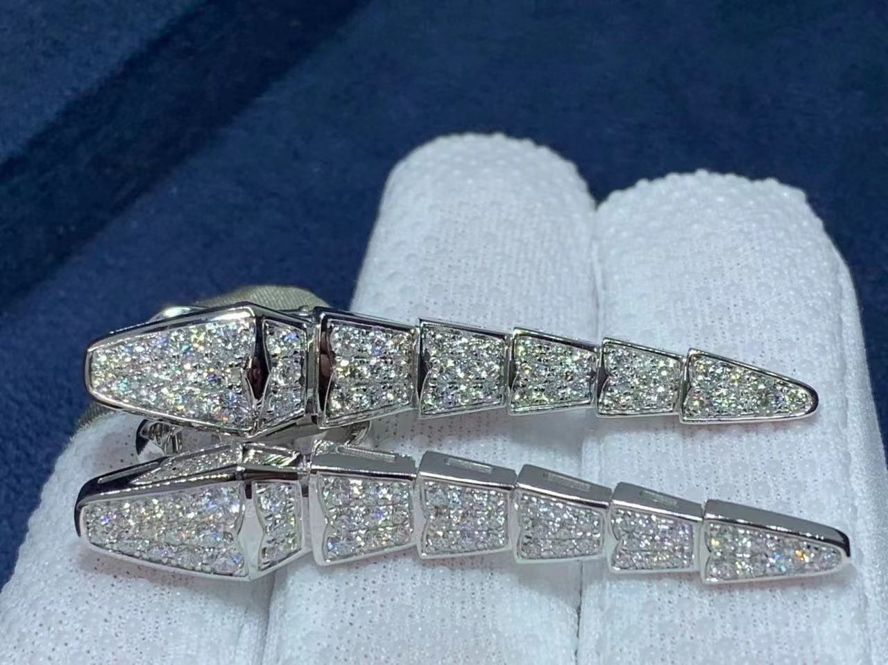 bvlgari serpenti viper 18k white gold full pave diamonds drop earrings 2