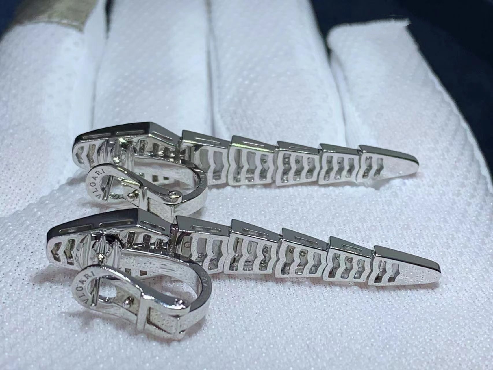 bvlgari serpenti viper 18k white gold full pave diamonds drop earrings 6