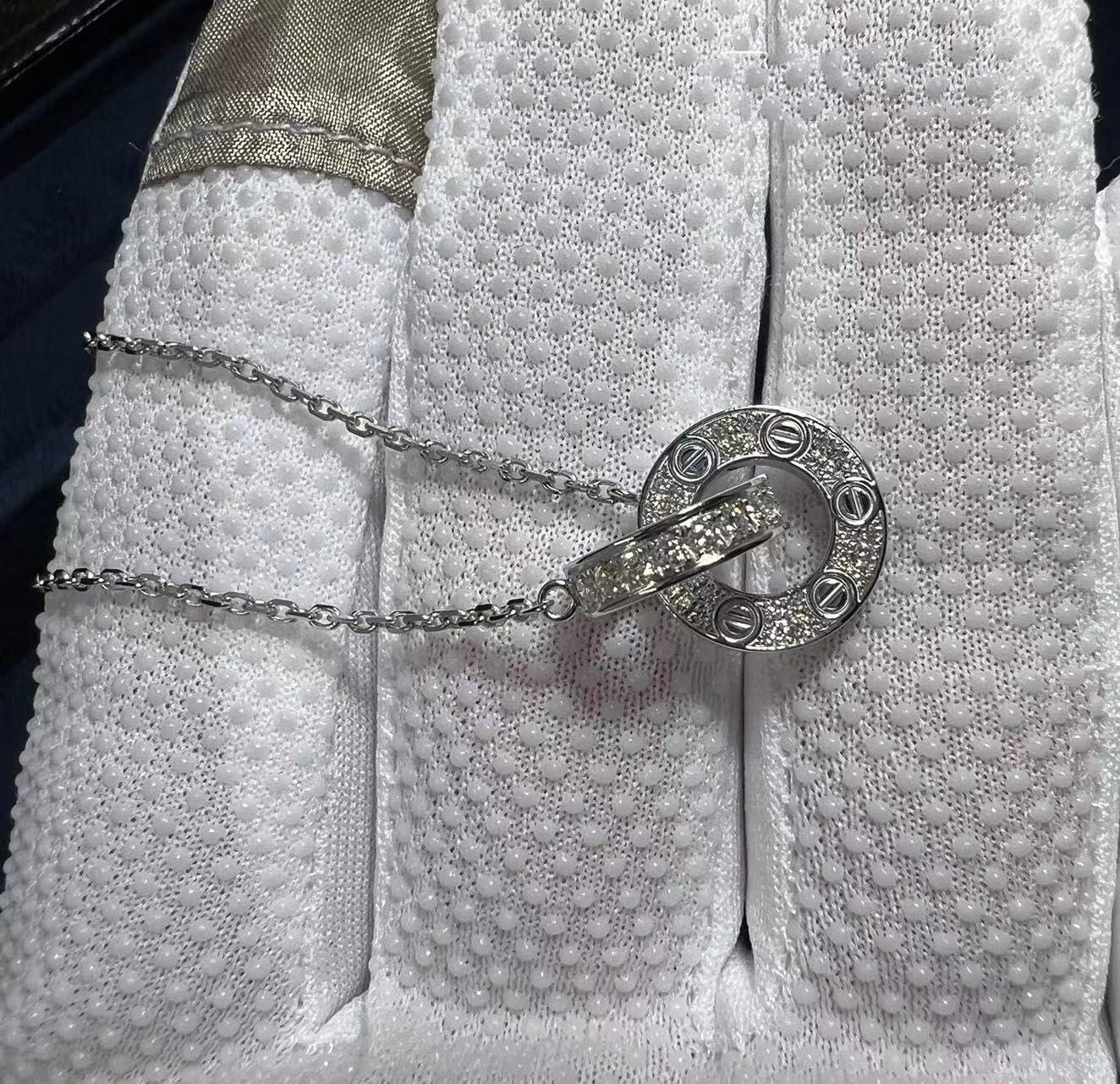cartier 18k white gold 0.3ct diamond paved love necklace b7216300