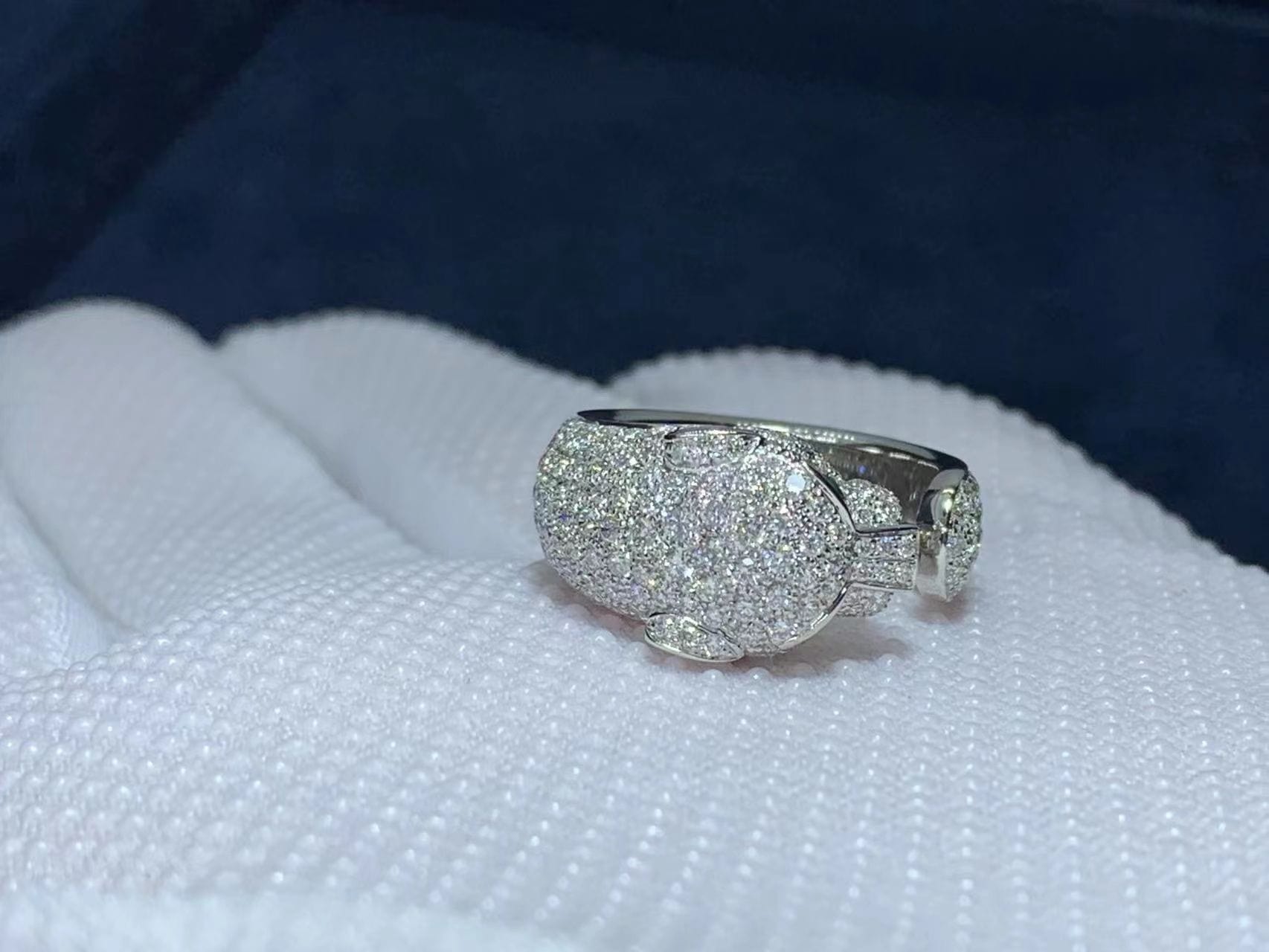 cartier 18k white gold 285 damond paved panthere de cartier ring n4225200 5