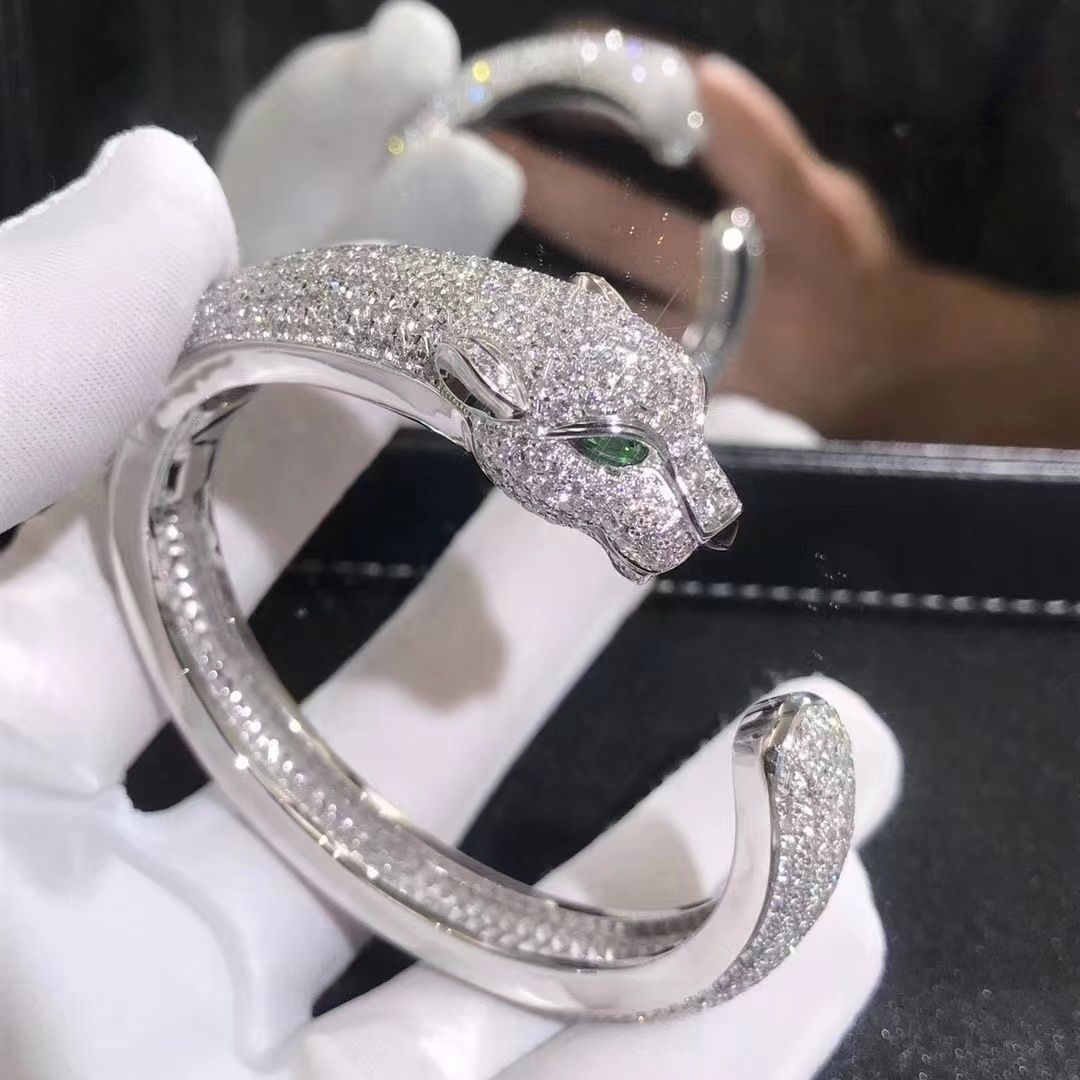 cartier 18k white gold full pave diamond panthere de bracelet h6007417