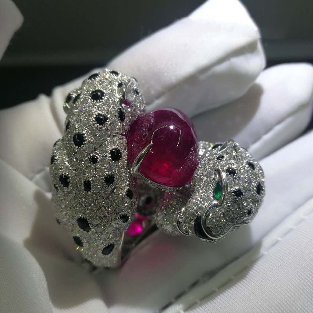 cartier 18k white gold ruby emeralds onyx panthere de cartier high jewellery ring 3