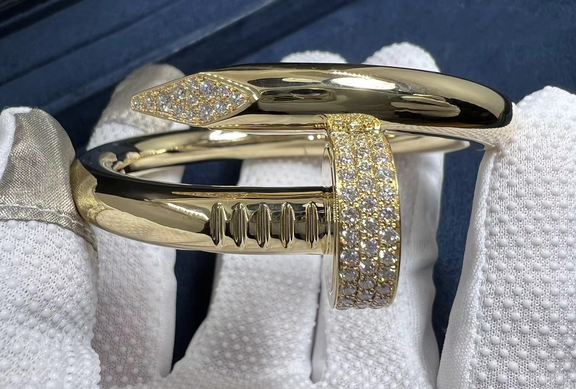cartier 18k yellow gold diamond large model juste un clou nail bracelet n6712517 1