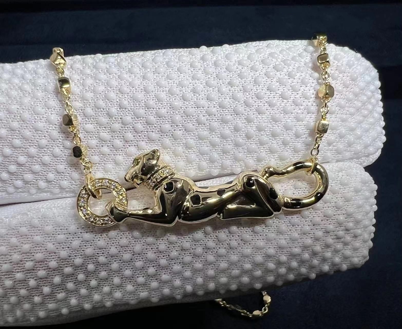 cartier panthere de cartier diamond tsavorite 18k yellow gold necklace b7224737 4