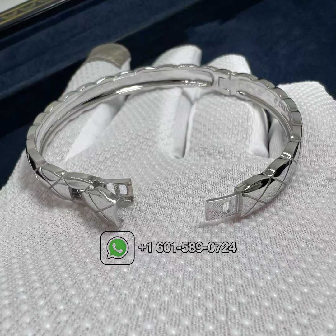 chanel coco crush quilted motif 18k white gold diamond bracelet j11162 5