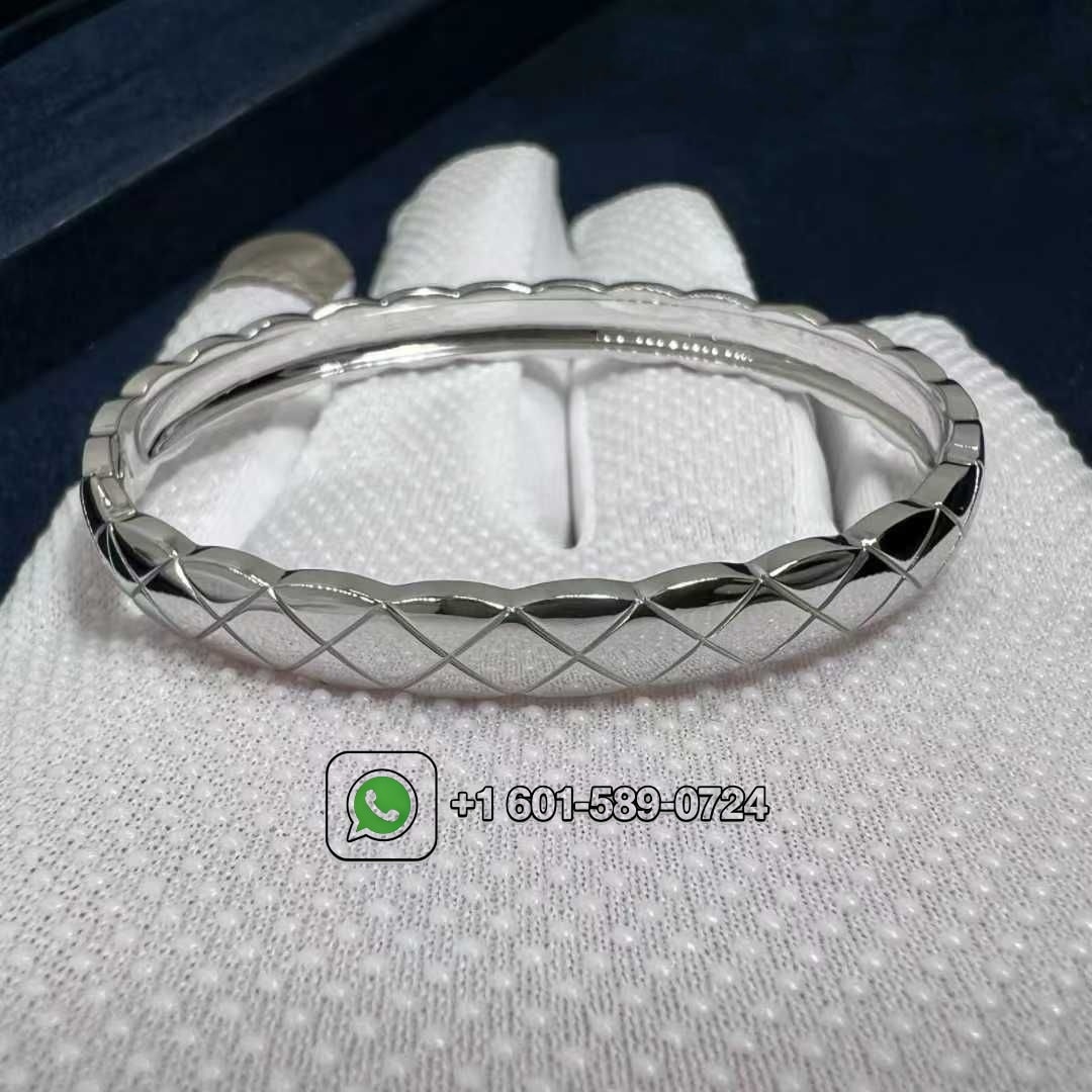 chanel coco crush quilted motif 18k white gold diamond bracelet j11162 7