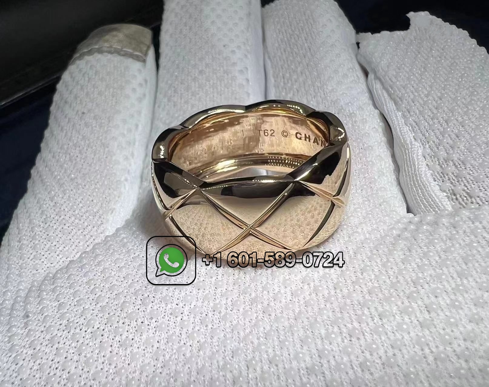 chanel coco crush ring quilted motif large version 18k beige gold j10818 3