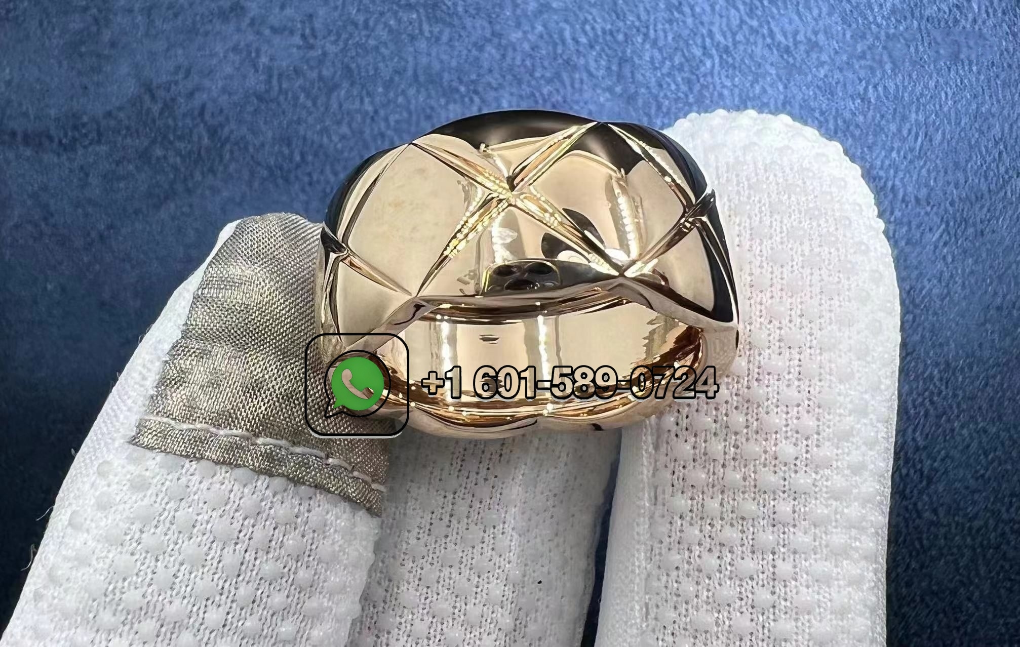chanel coco crush ring quilted motif large version 18k beige gold j10818 7