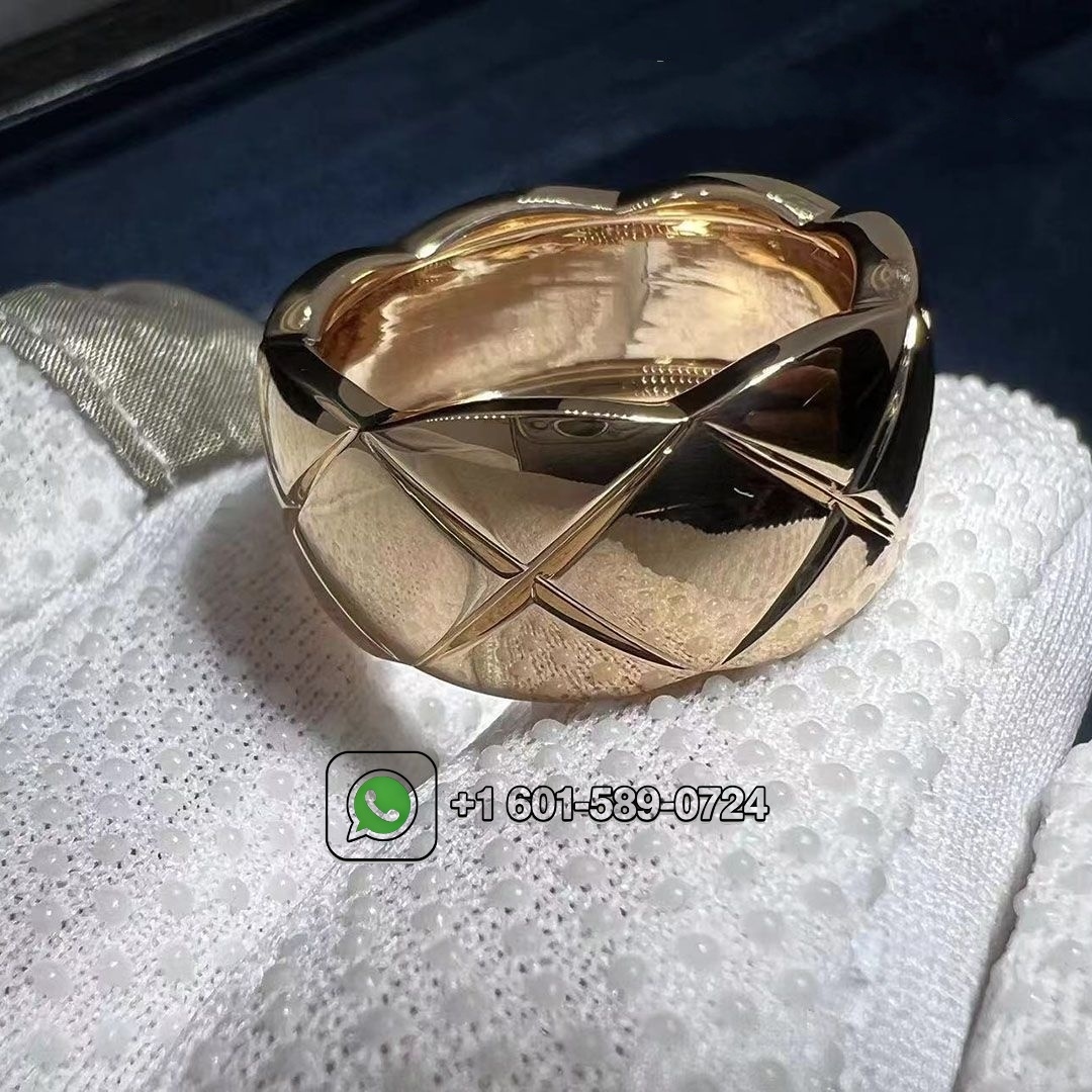 chanel coco crush ring quilted motif large version 18k beige gold j10818