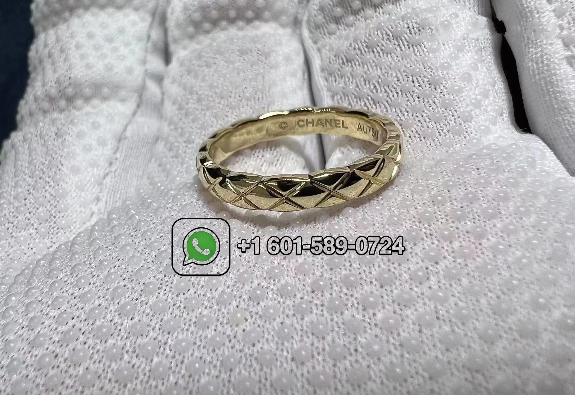 chanel coco crush ring quilted motif mini version 18k yellow gold j11794 5