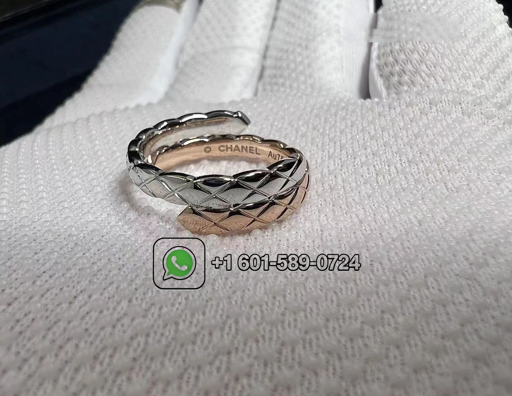 chanel coco crush toi et moi ring quilted motif small version 18k white and beige gold diamonds j11971 7