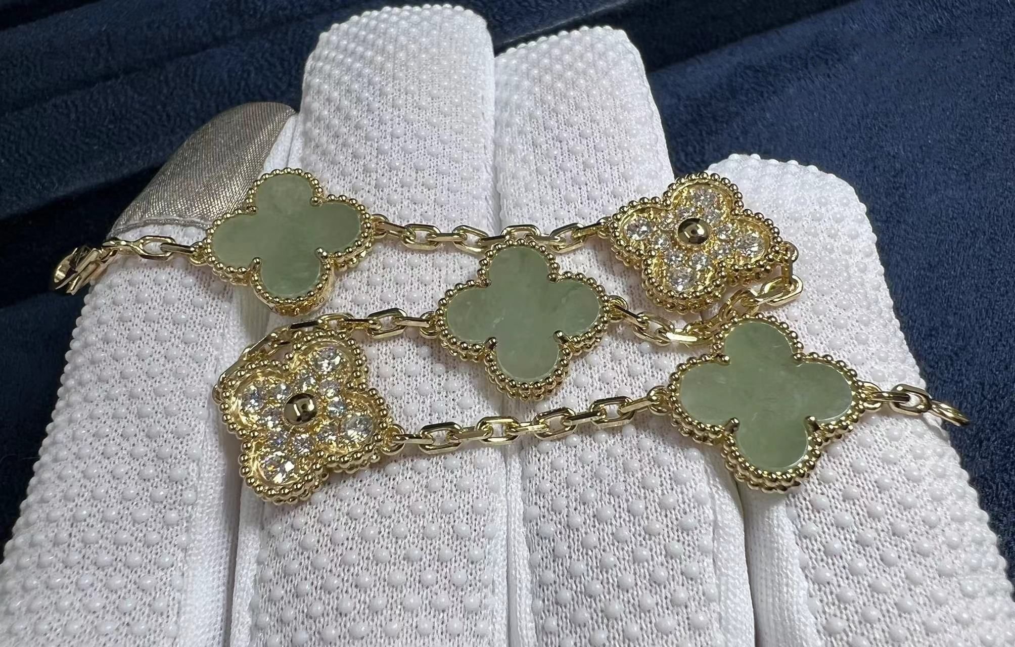 custom made van cleef vintage alhambra 18k yellow gold jade diamond 5 motifs bracelet 1