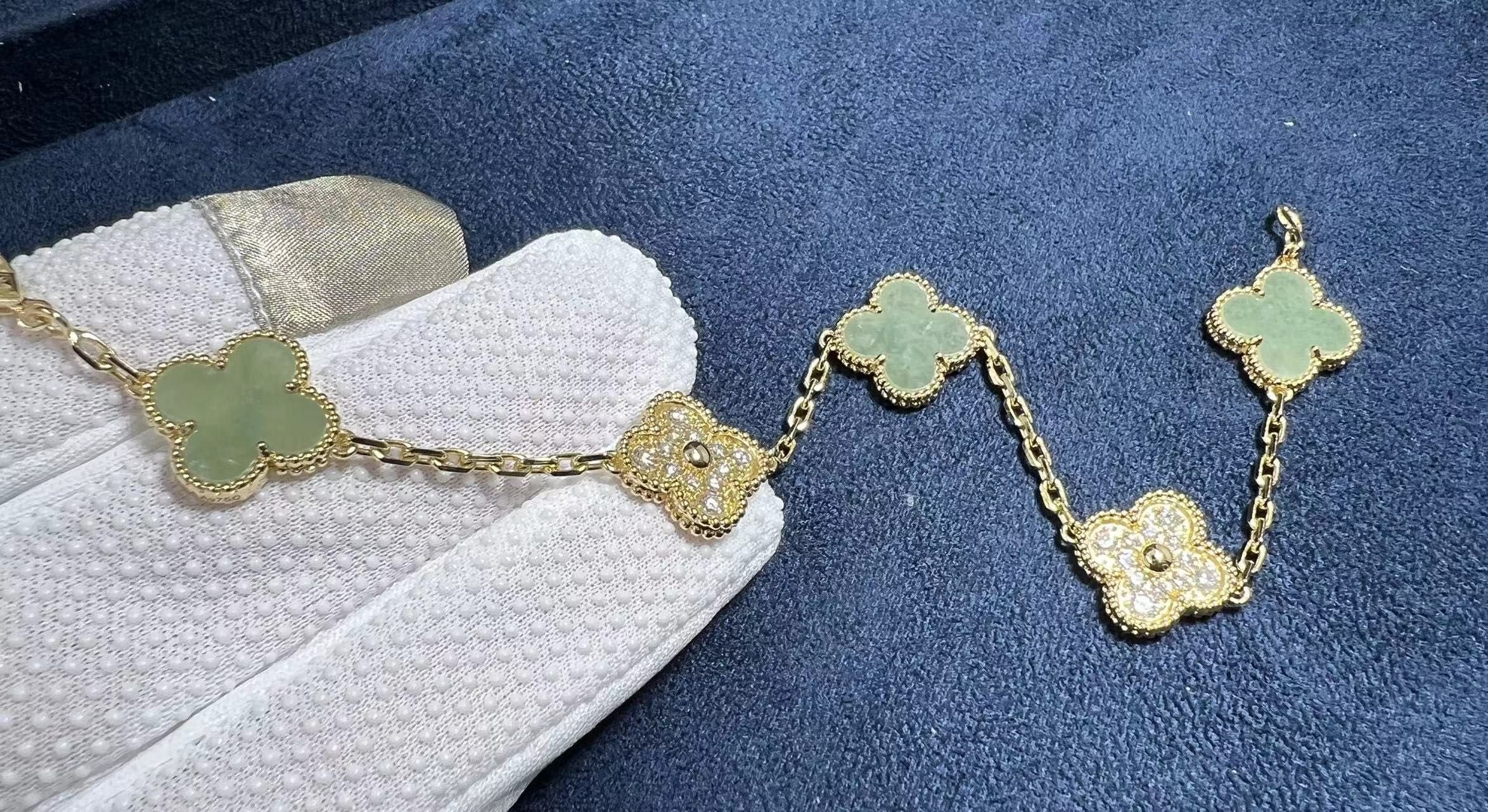 custom made van cleef vintage alhambra 18k yellow gold jade diamond 5 motifs bracelet 2