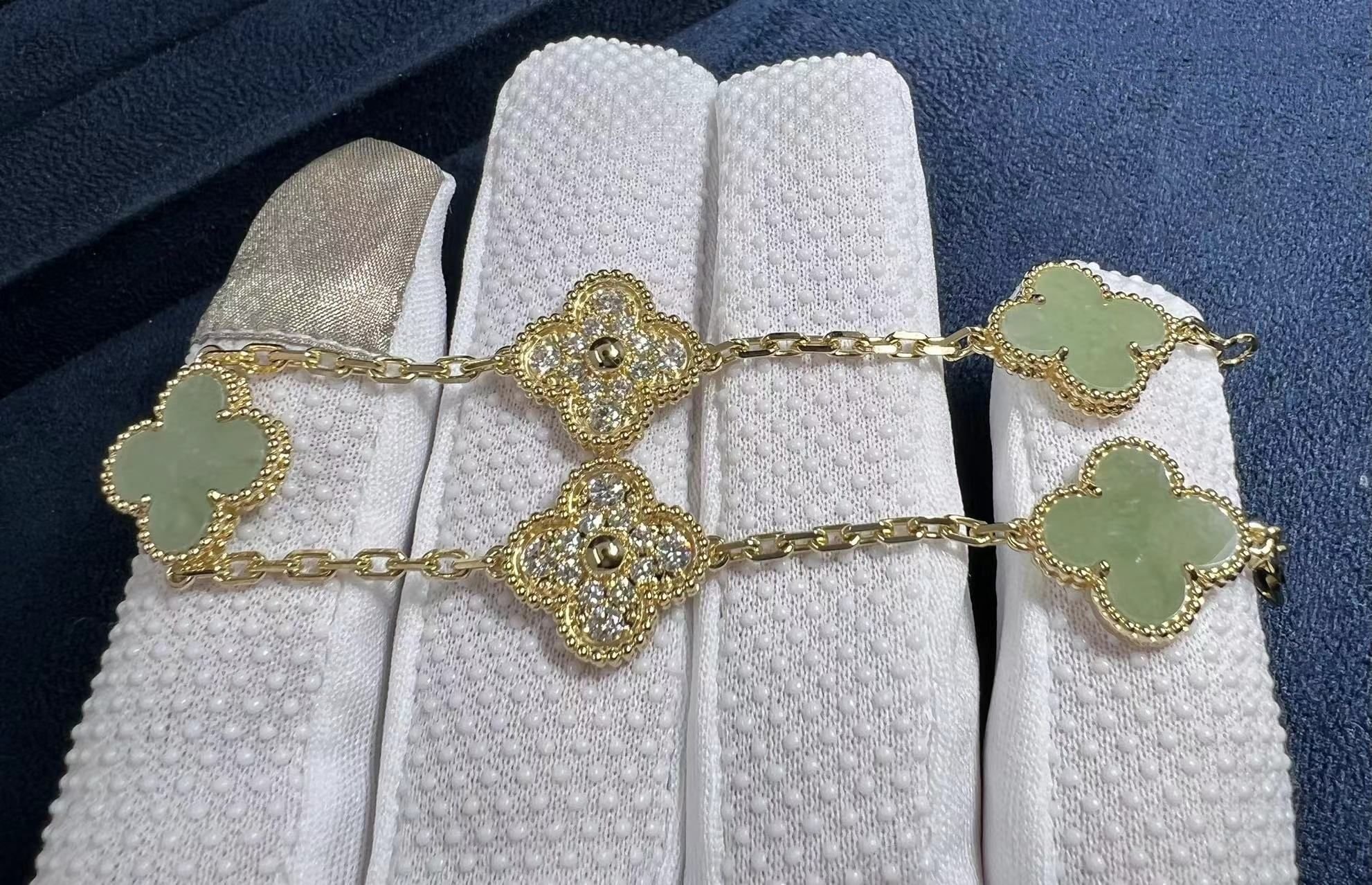 custom made van cleef vintage alhambra 18k yellow gold jade diamond 5 motifs bracelet 6