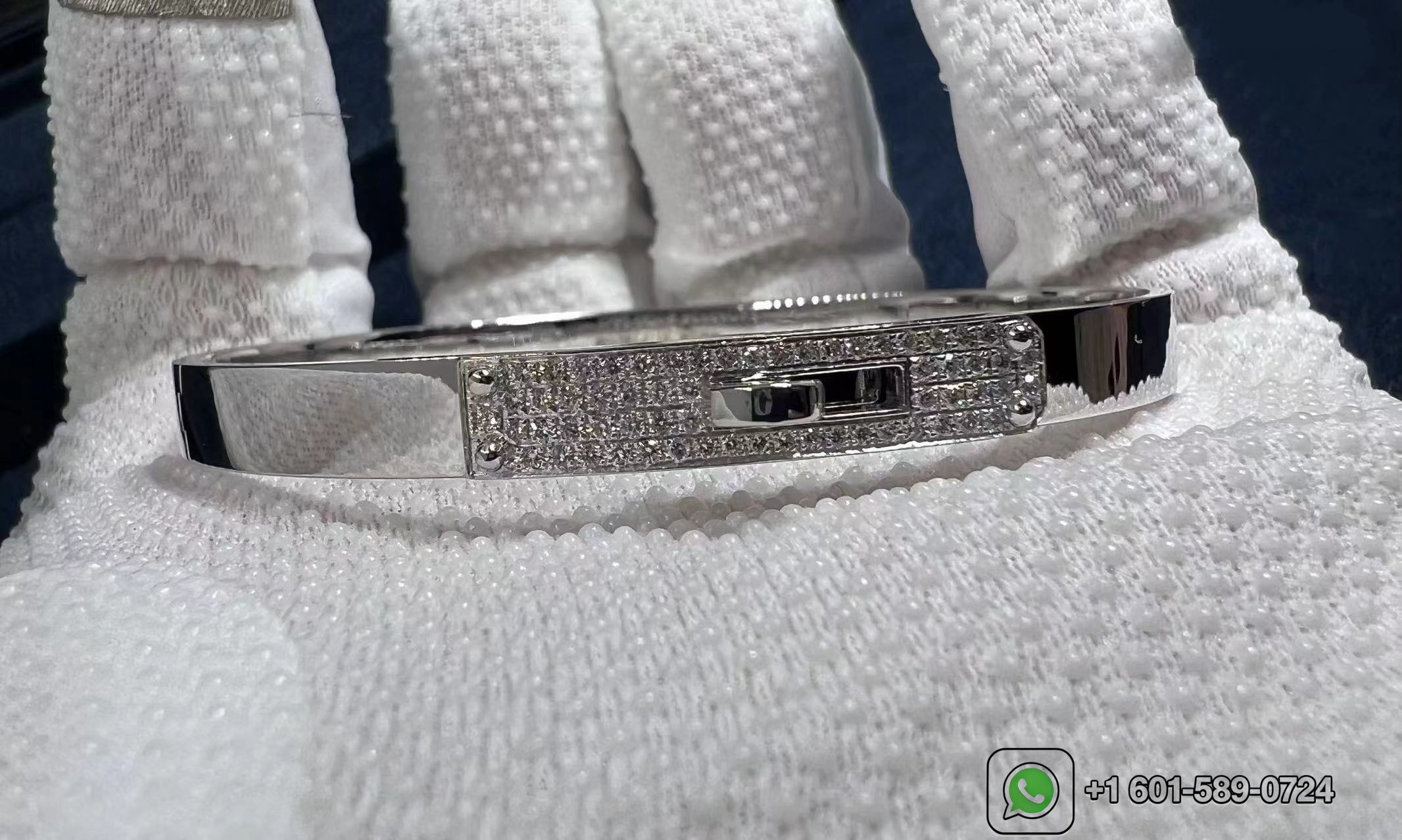 hermes kelly diamond 18k white gold small model bangle bracelet h214462b 00st 2