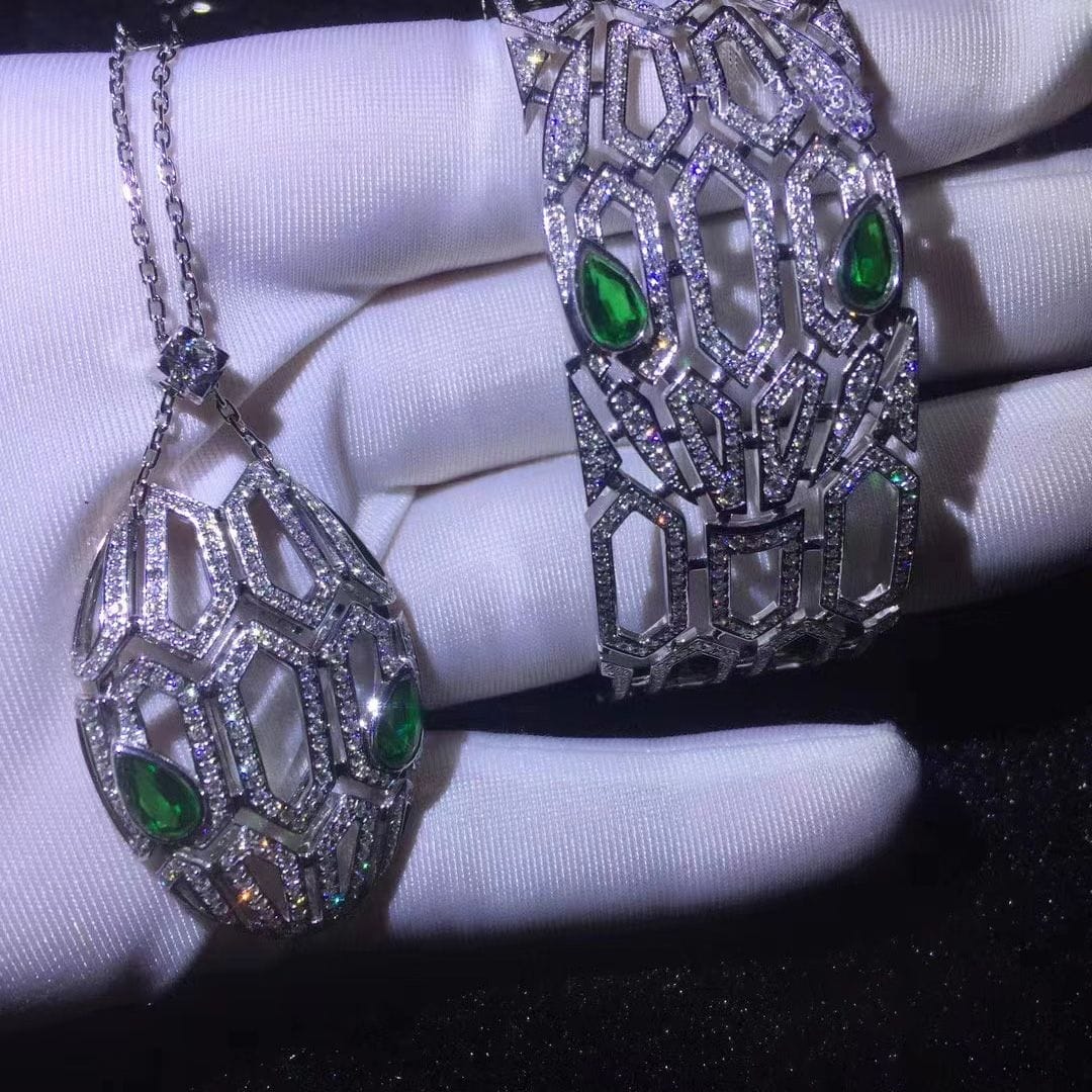 high jewelry bvlgari serpenti seduttori diamond bracelet 18k white gold with emerald eyes 3