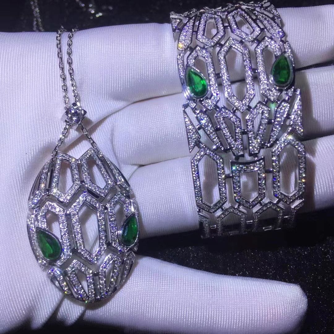 high jewelry bvlgari serpenti seduttori diamond bracelet 18k white gold with emerald eyes 5