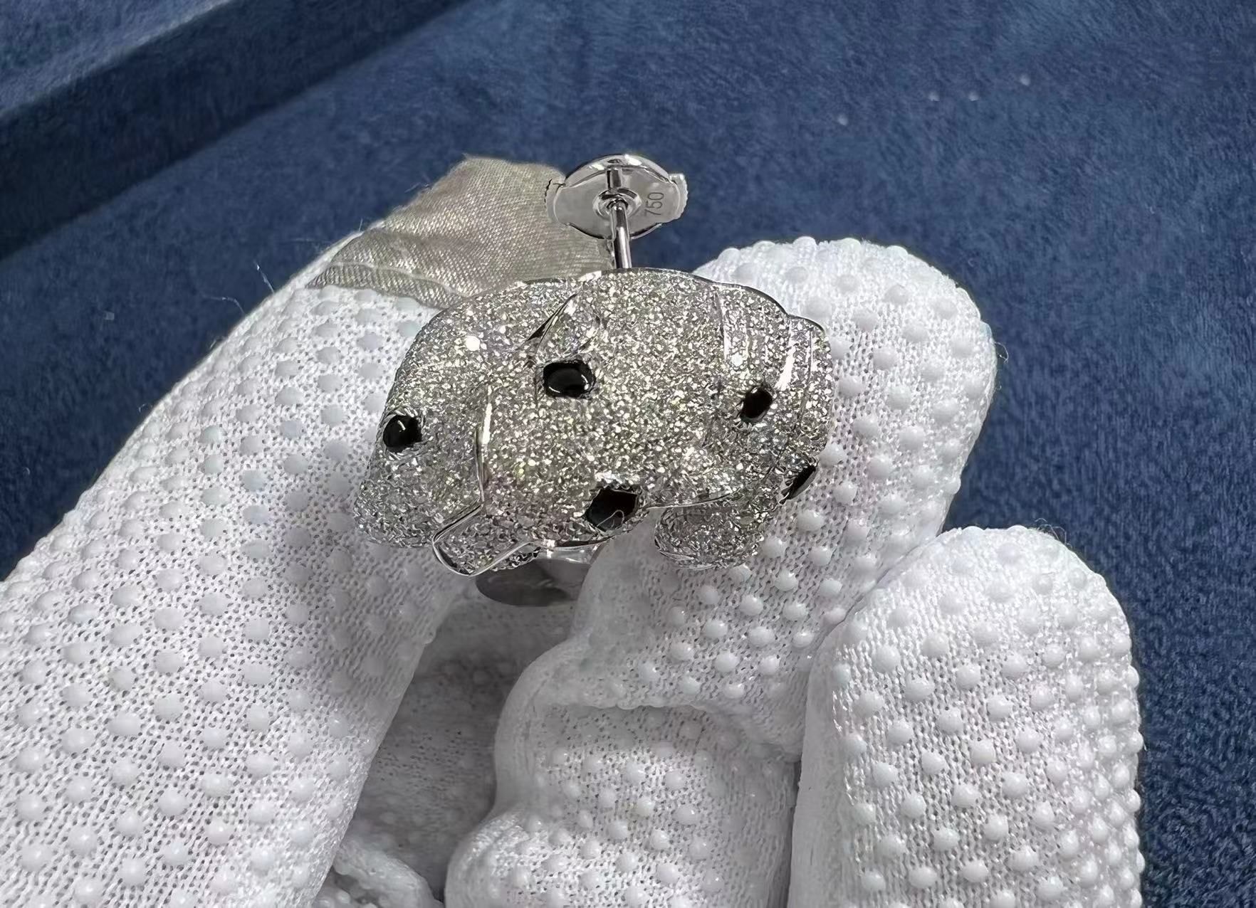 panthere de cartier pocket gem in rhodium finish 18k white gold og000175 3
