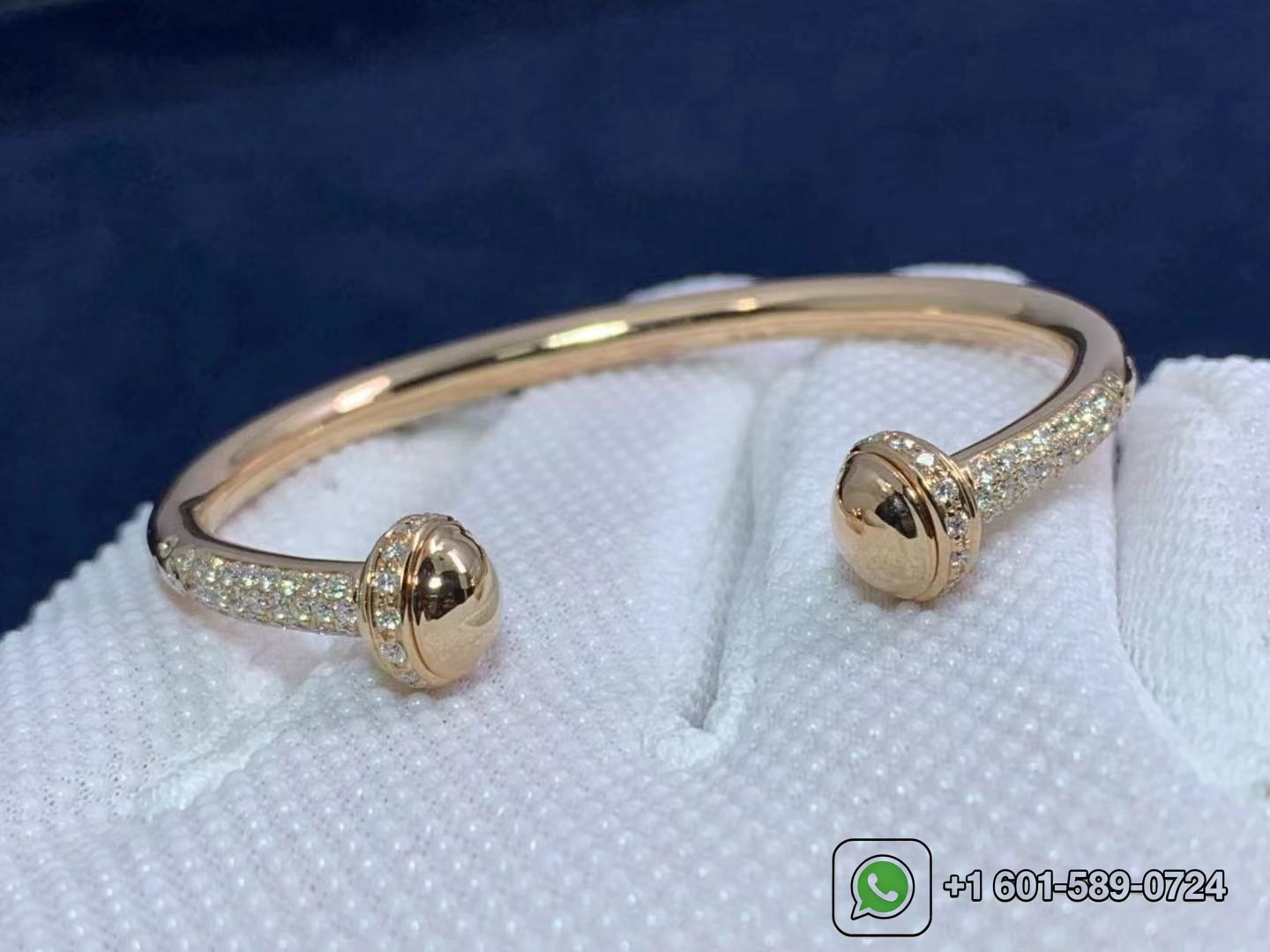 piaget possession open bangle bracelet g36pv400 2