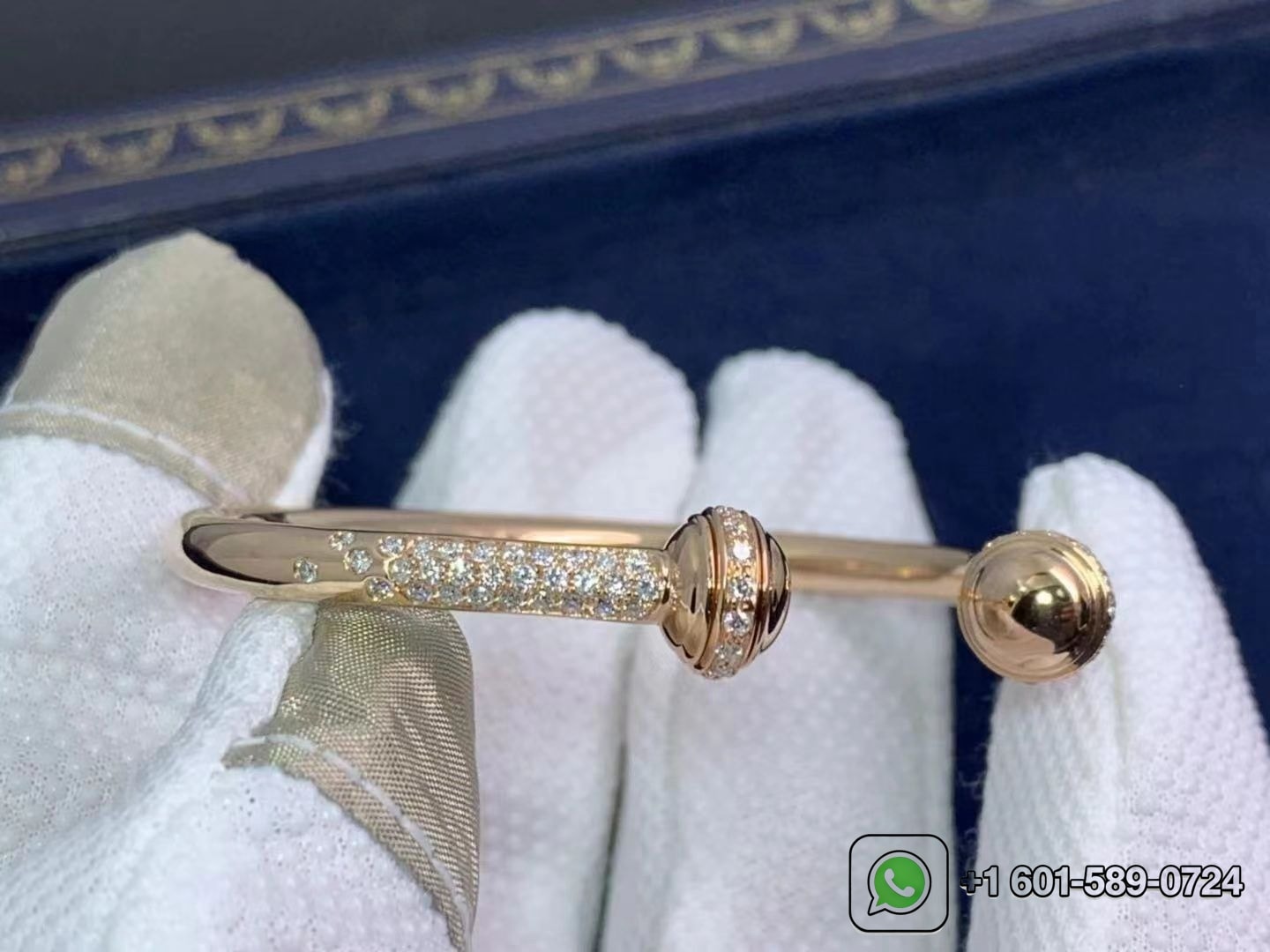 piaget possession open bangle bracelet g36pv400 4