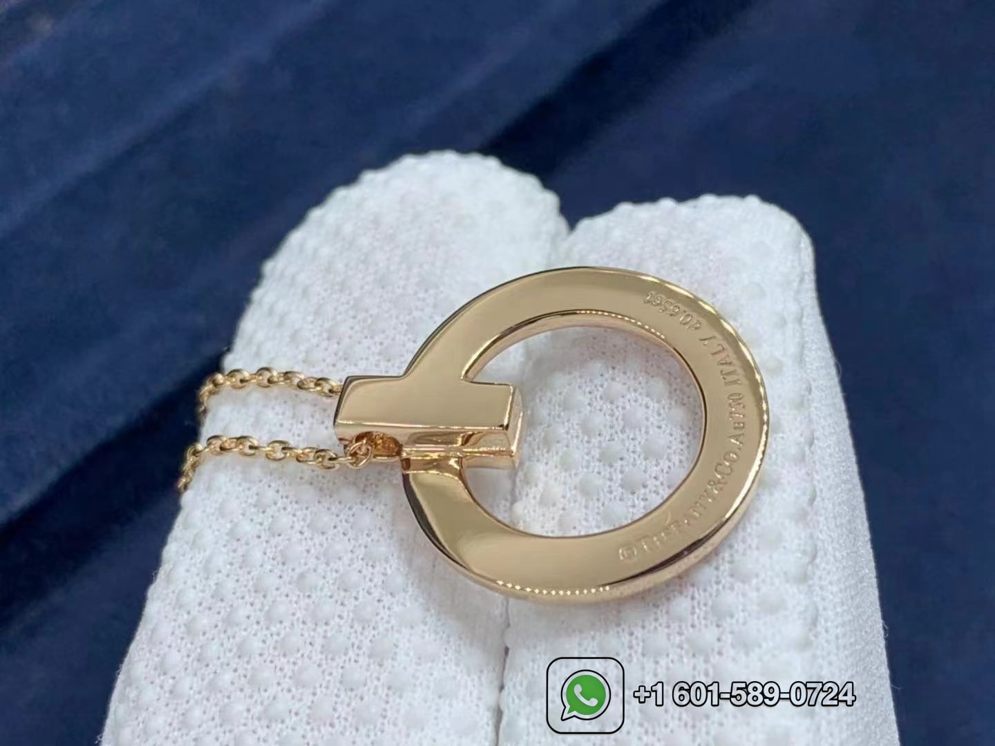 tiffany 18k rose gold diamond t t1 circle pendant necklace 2