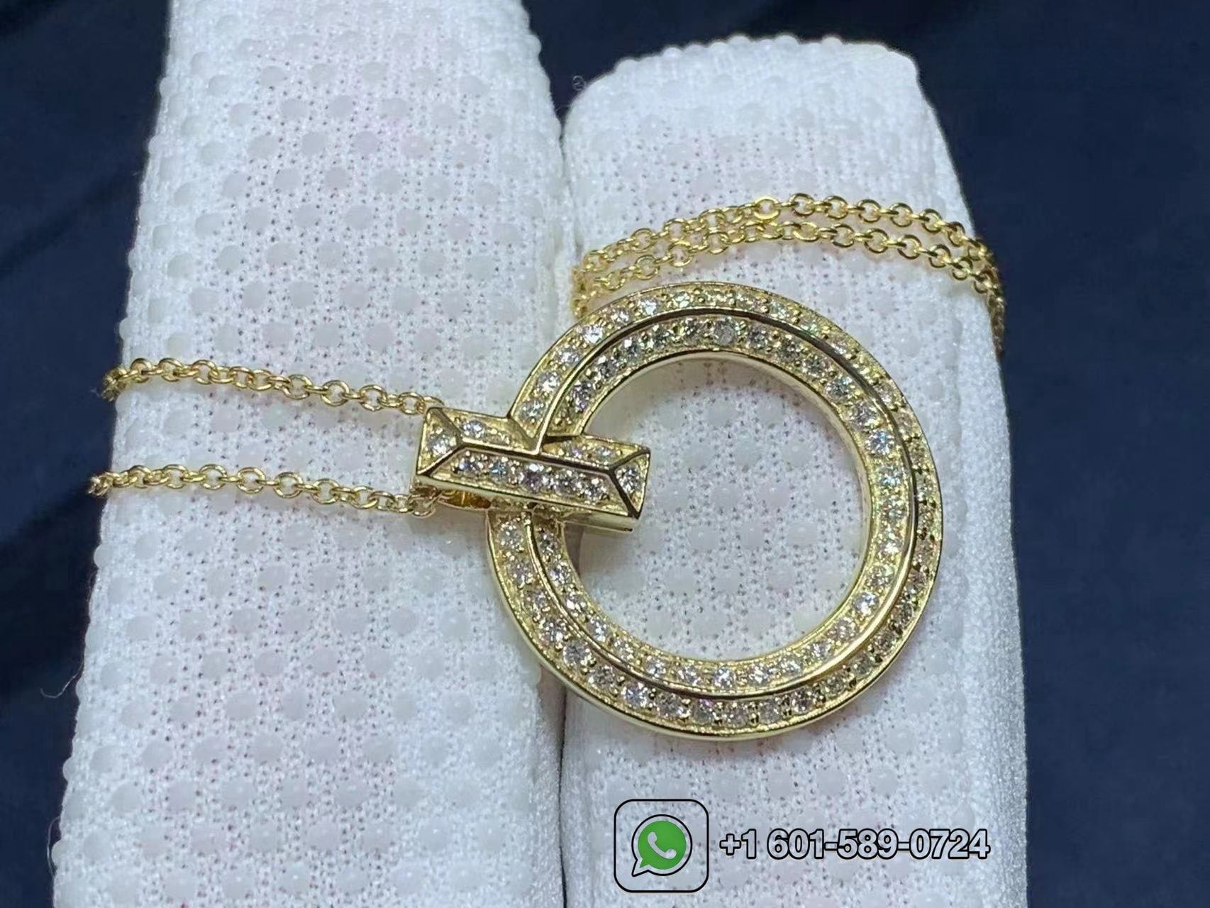 tiffany 18k yellow gold diamond t t1 circle pendant necklace 4