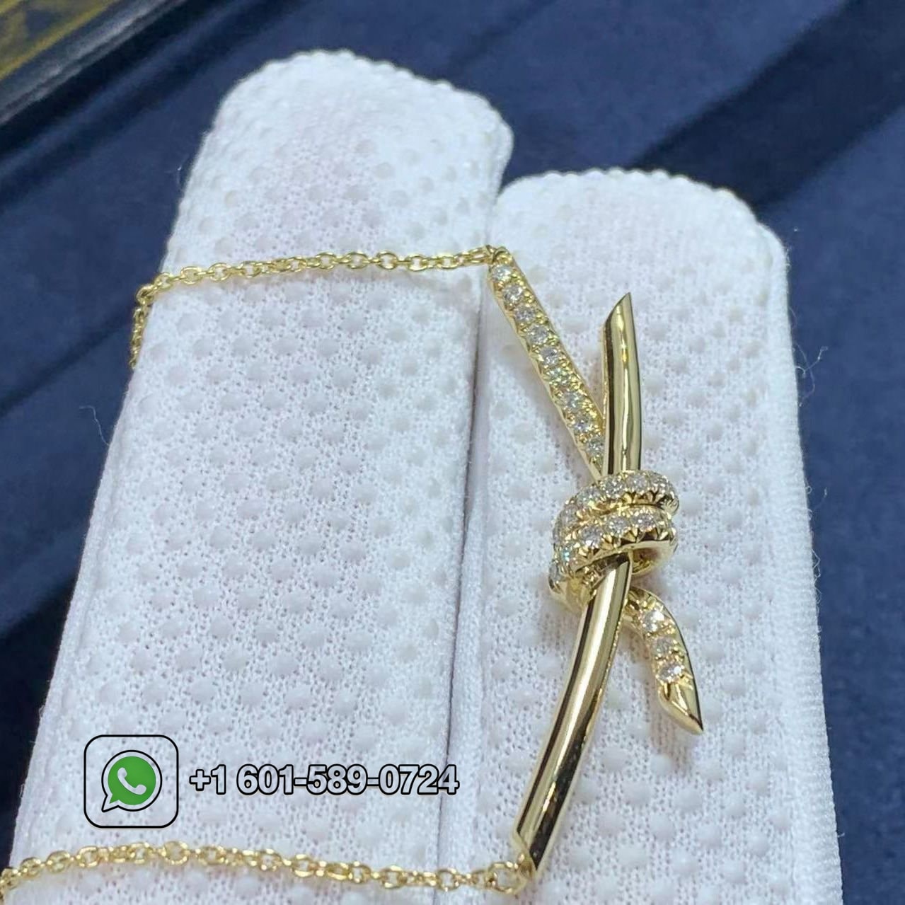 tiffany knot 18k yellow gold with diamonds pendant necklace 3