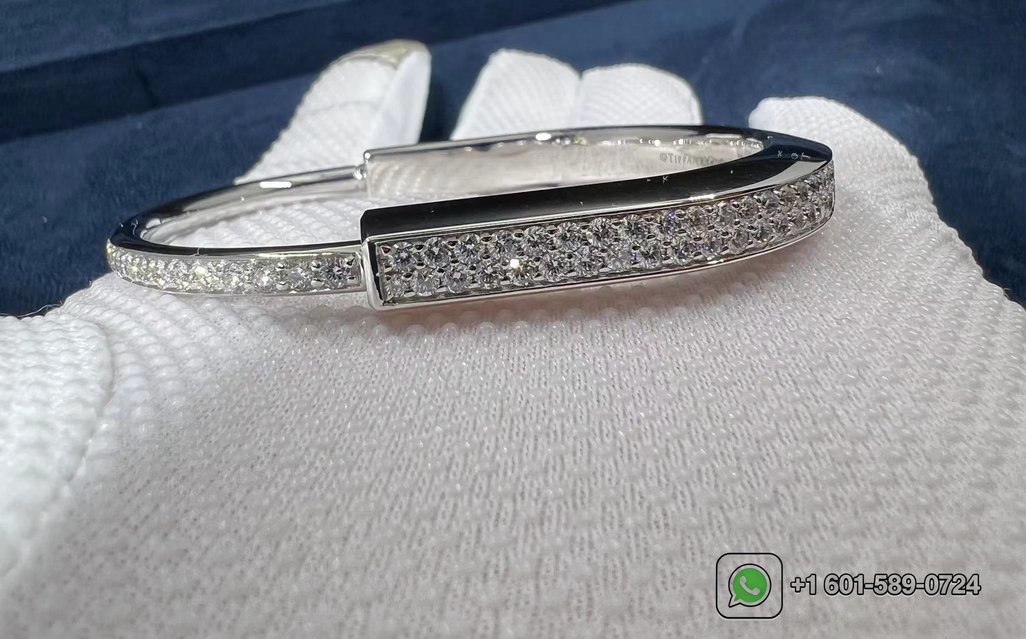 tiffany lock bangle bracelet in 18k white gold with full pave diamonds 7