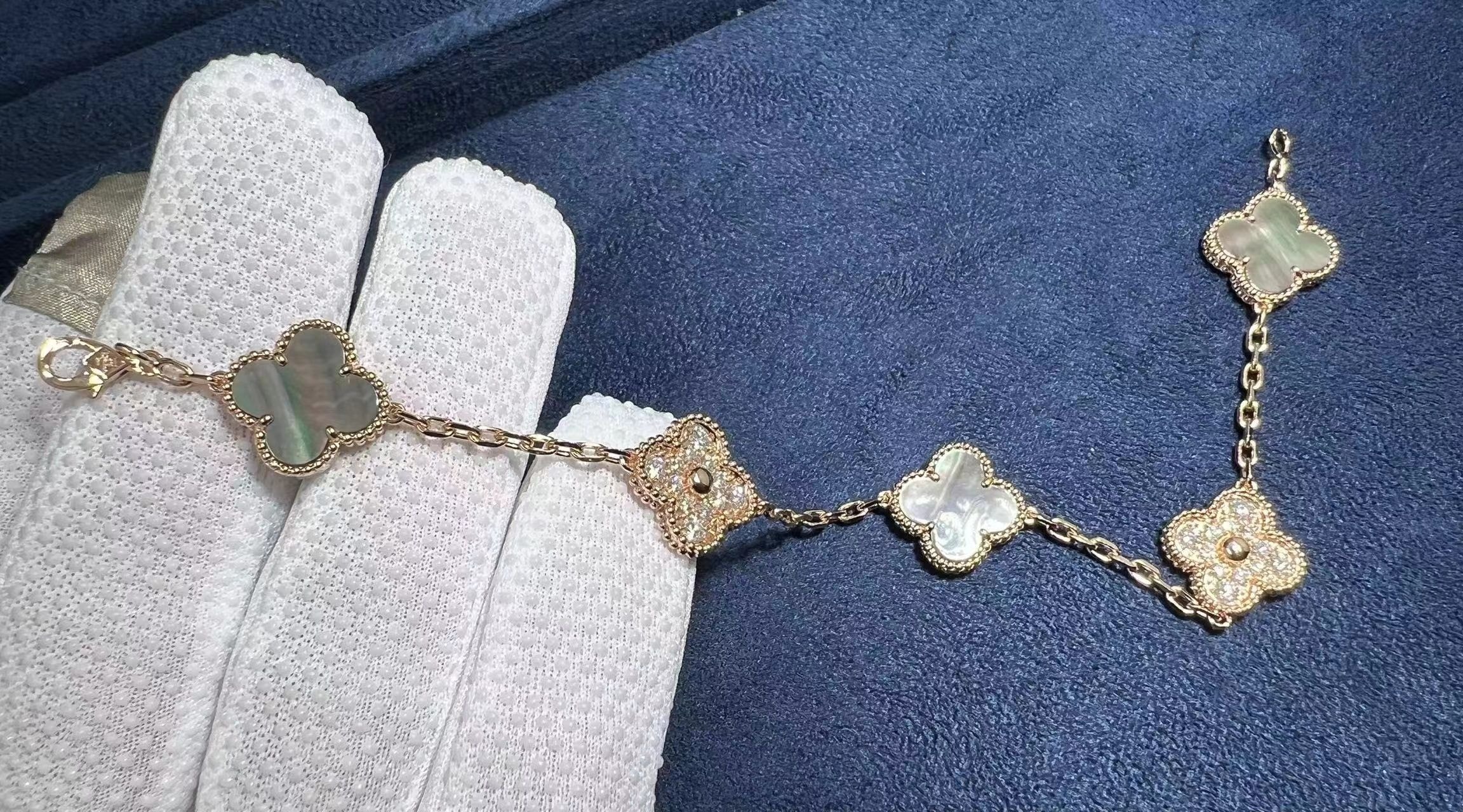 van cleef 18k rose gold vintage alhambra gray mother of peal diamond 5 motifs bracelet vcarp2r100 2